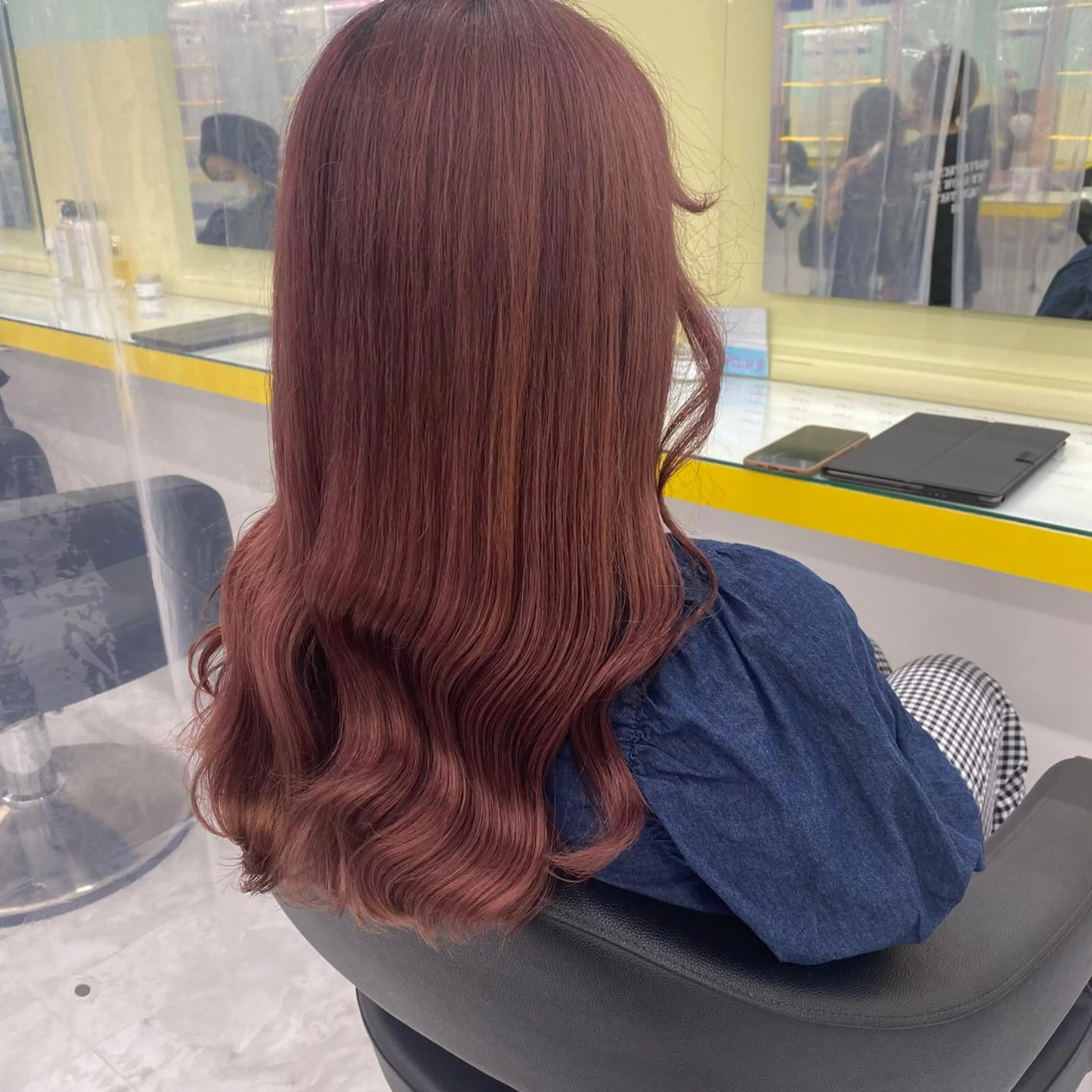 セミロング カラー パーマ ヘアアレンジ メンズ キッズ ネイル マツエク・マツパ ピンクカラー カラーマツエク ピンク 💖横浜ブリーチなし 💖MIHOのヘアスタイル