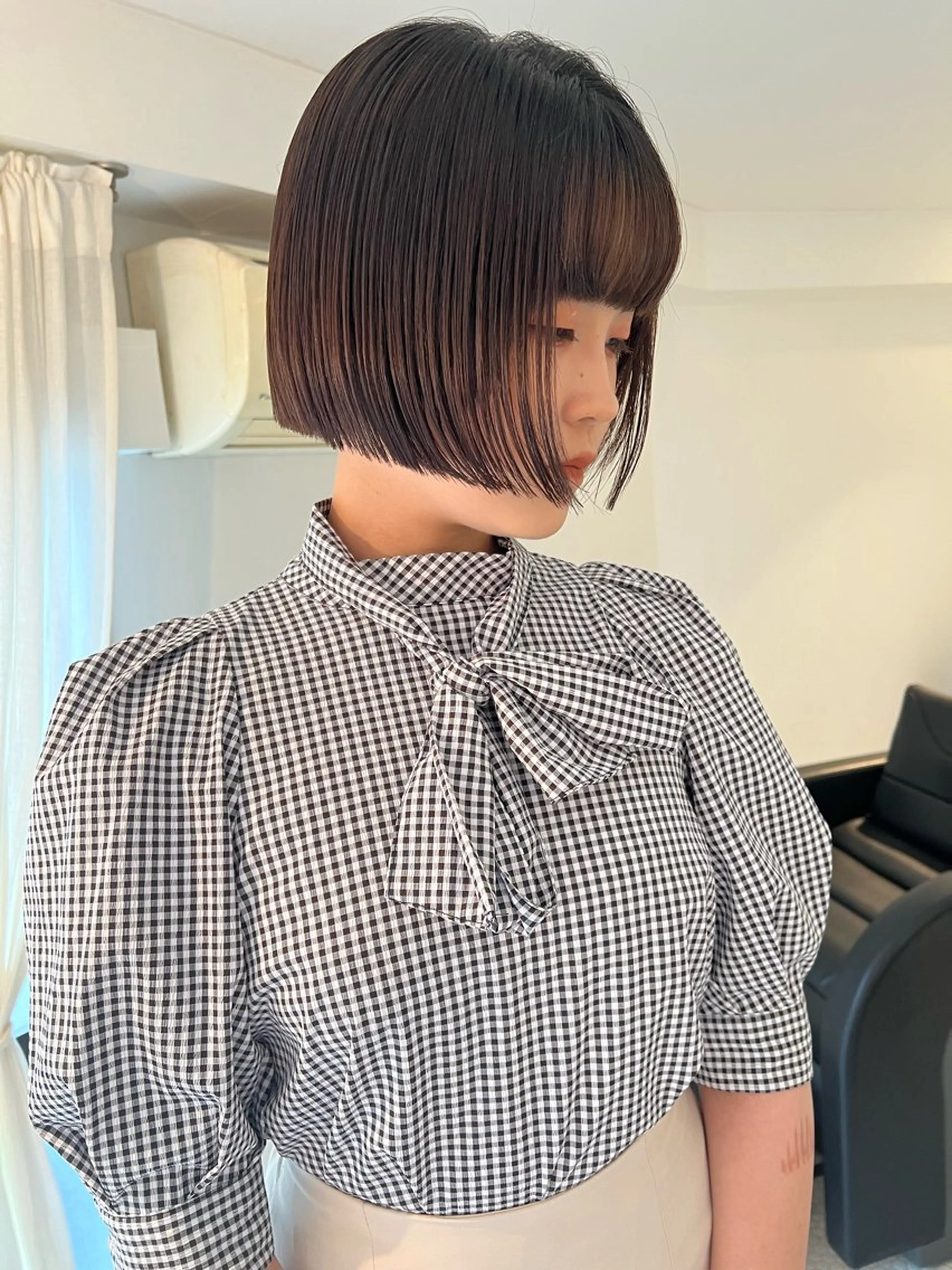 ミディアム カット ブリーチカラー🎀 韓国風/寺門美優のヘアスタイル