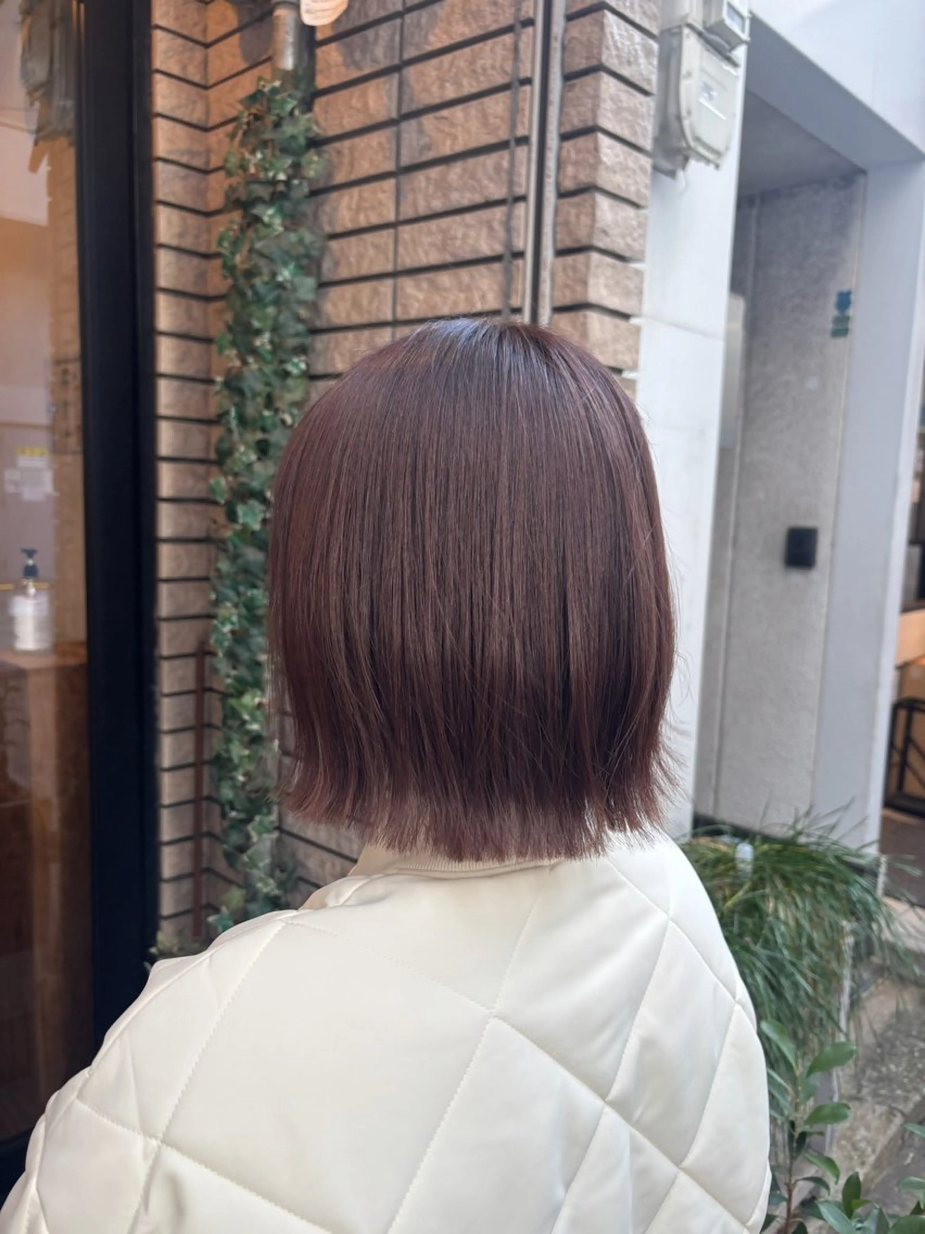 ショート ヘアカラー トリートメント 山下 歩華のヘアスタイル