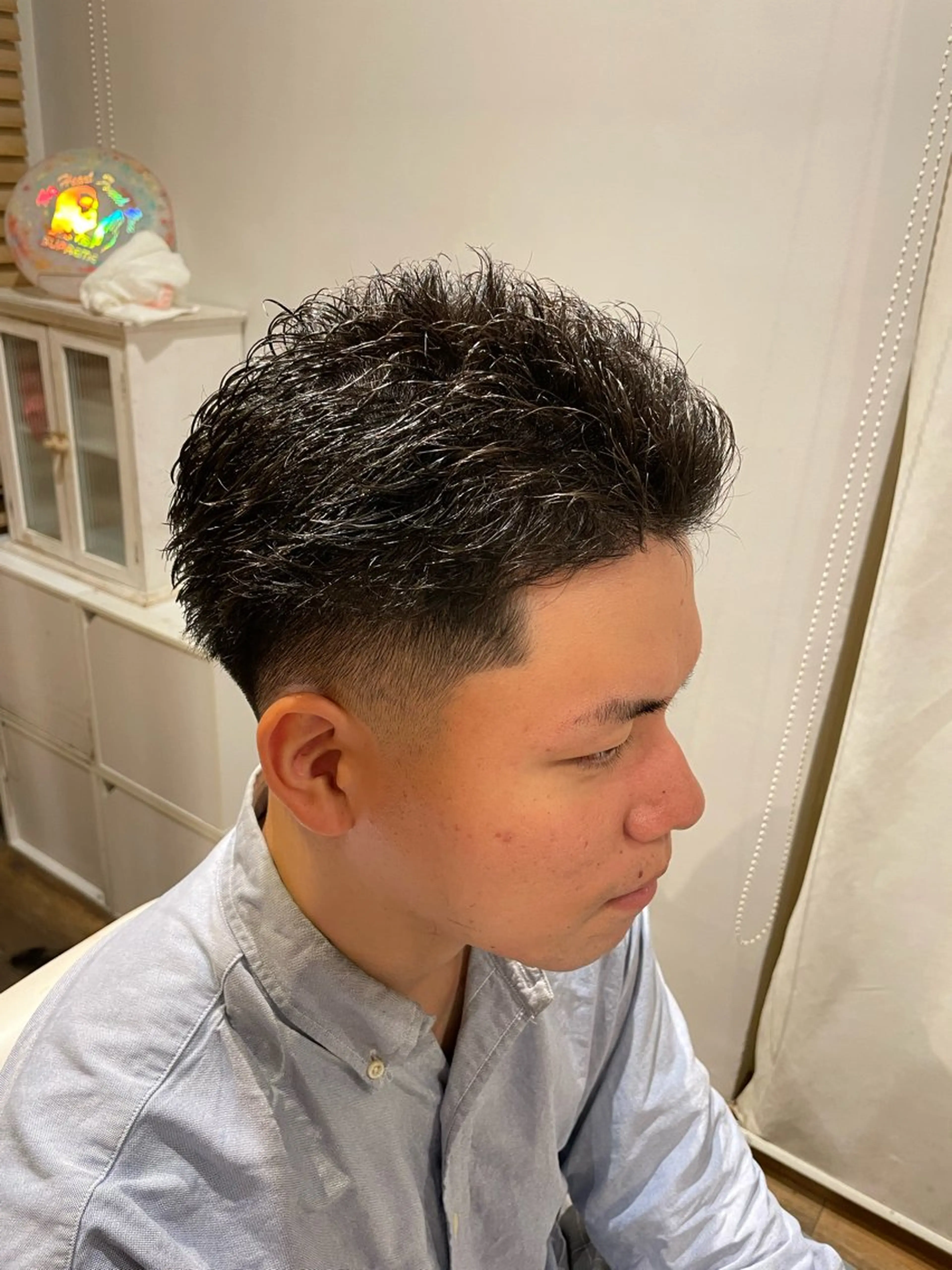 ショート メンズ フェードカット 椿 大輔のヘアスタイル