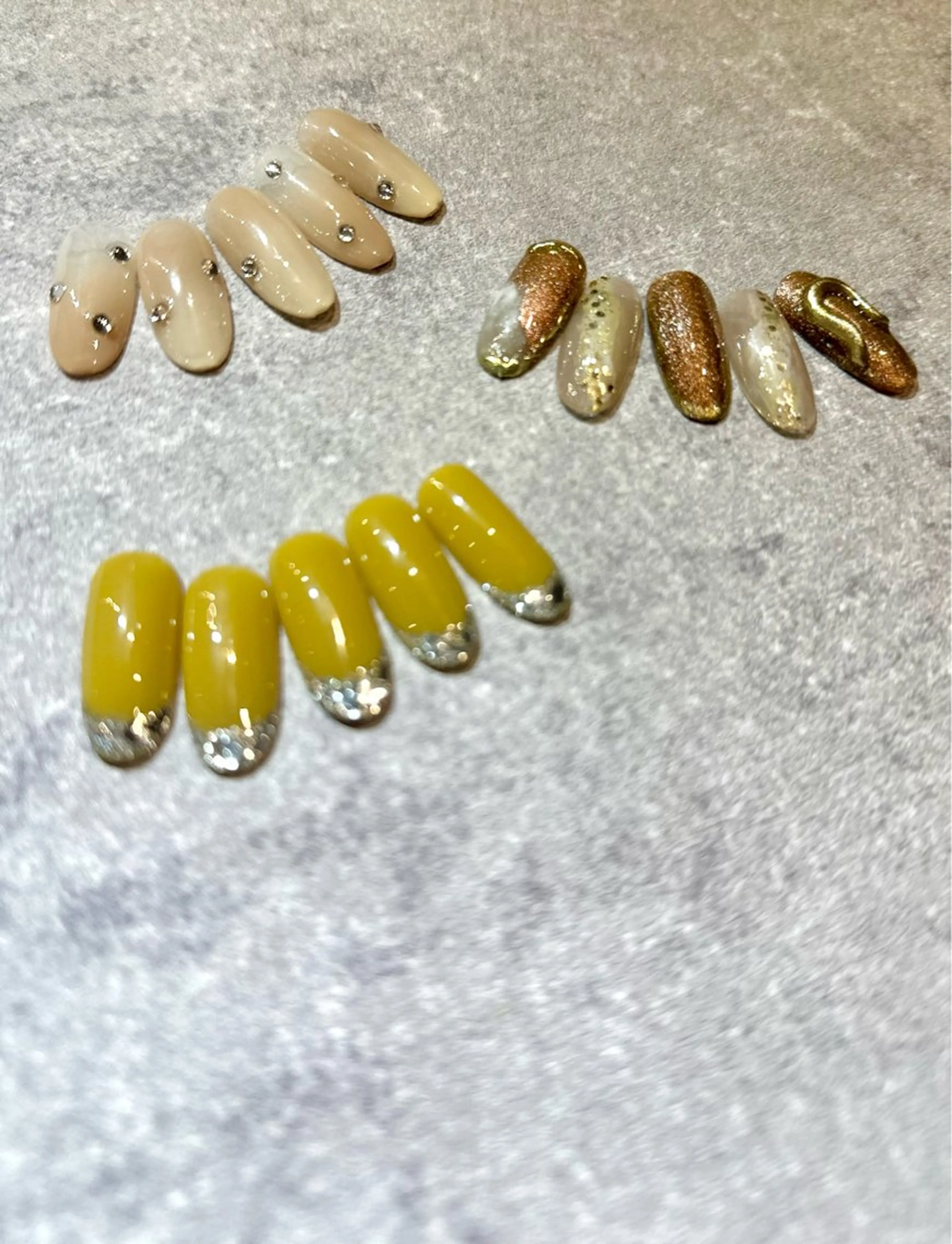 ネイル ニュアンスネイル ハンドネイル 【大阪本町 / ネイ ル】NAMI 🐻のネイルデザイン