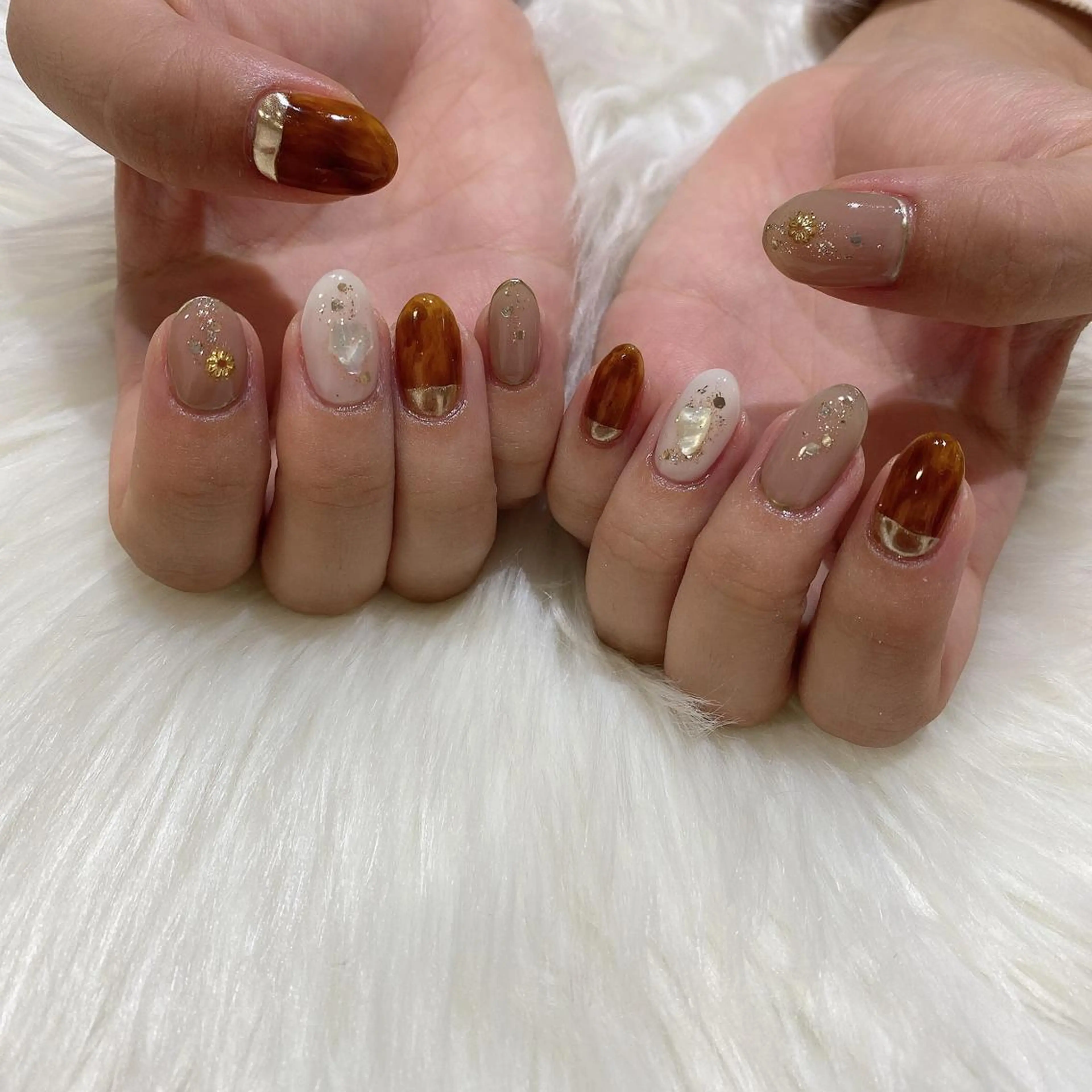 ネイル ハンドネイル 西岡 杏のネイルデザイン