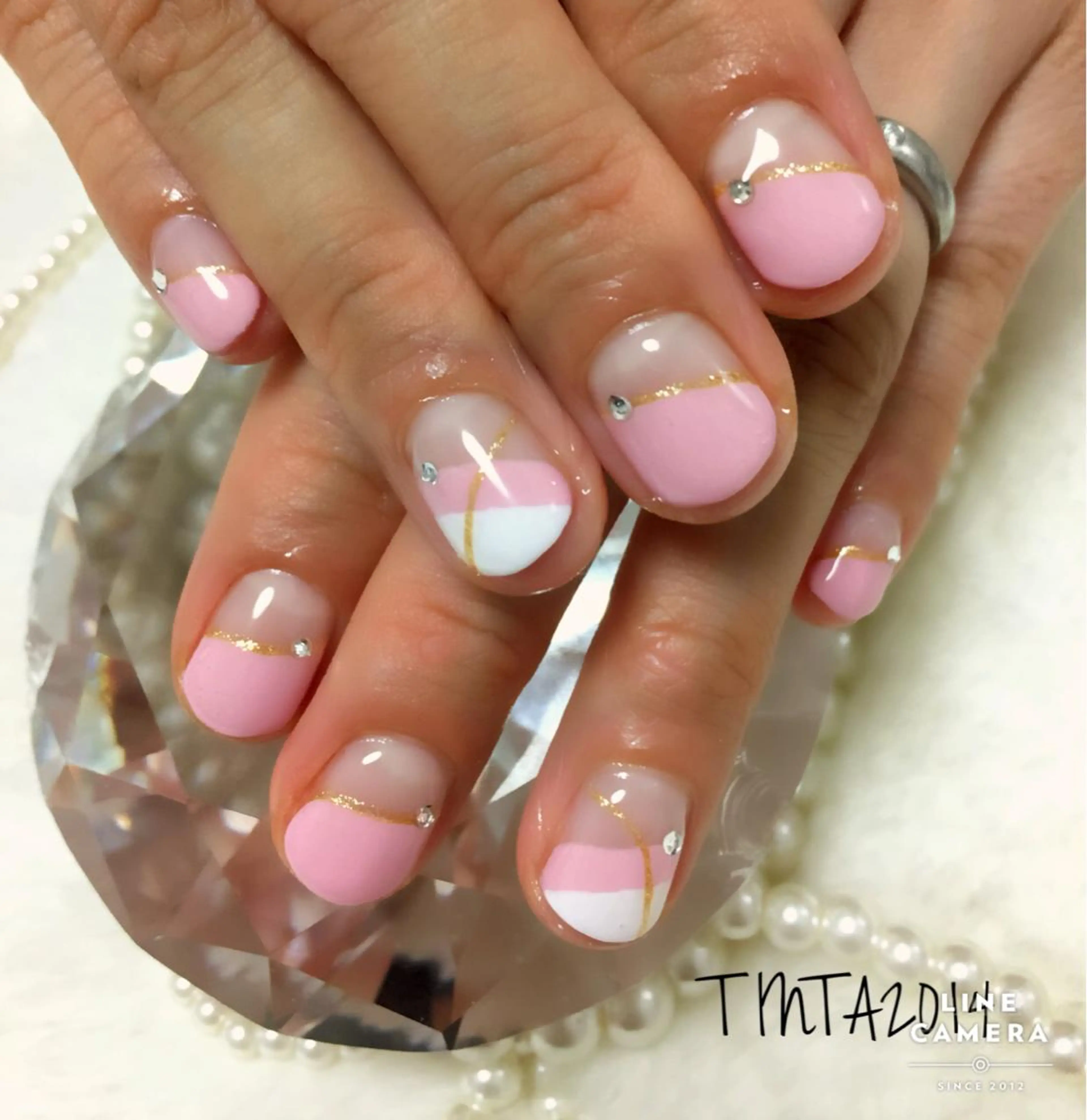 ネイル フレンチネイル 斜めフレンチ ネイルサロン ティンタ所属・馬場 典子のネイルデザイン