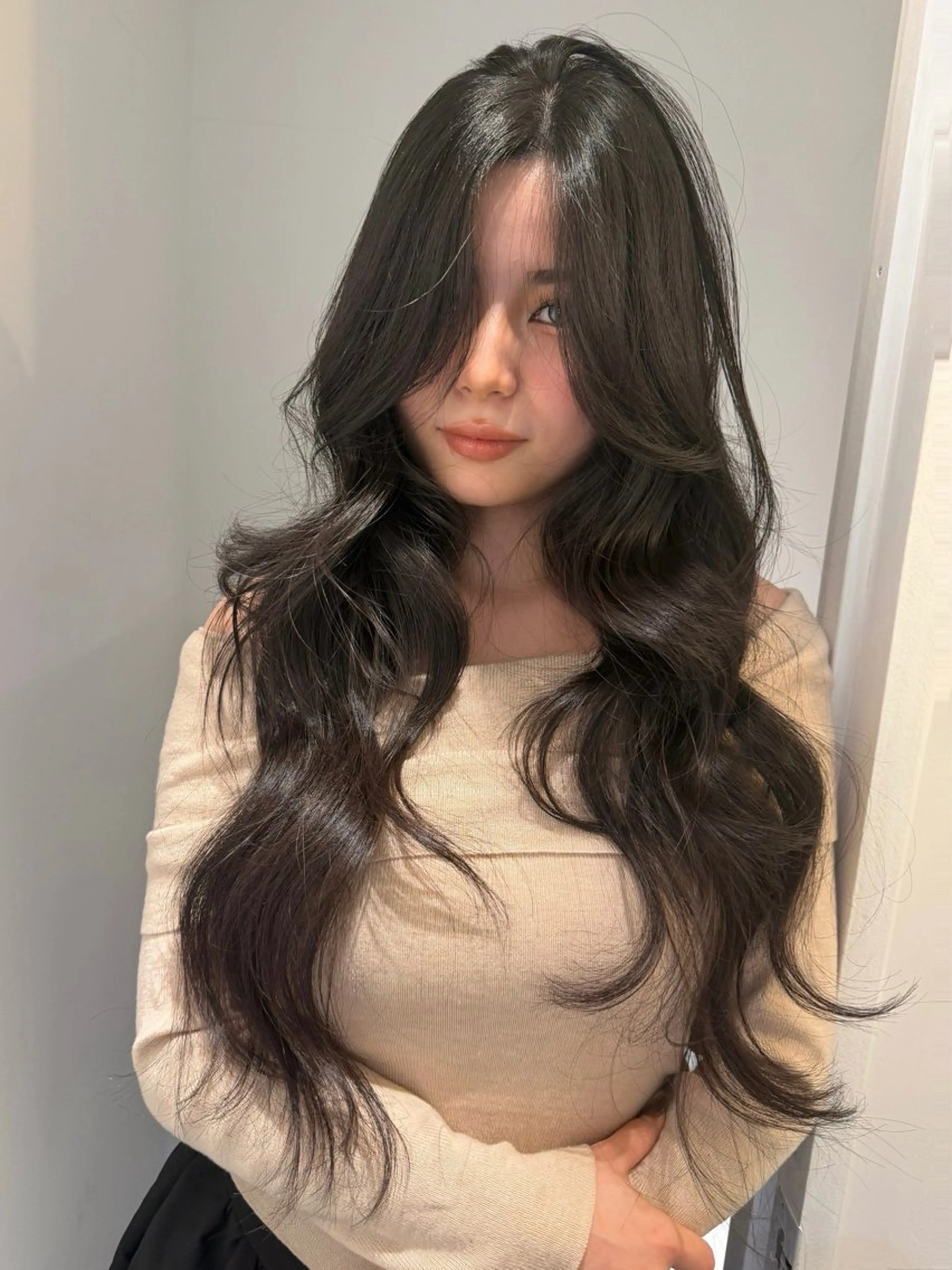 ロング カット トリートメント Fev AYAHAのヘアスタイル