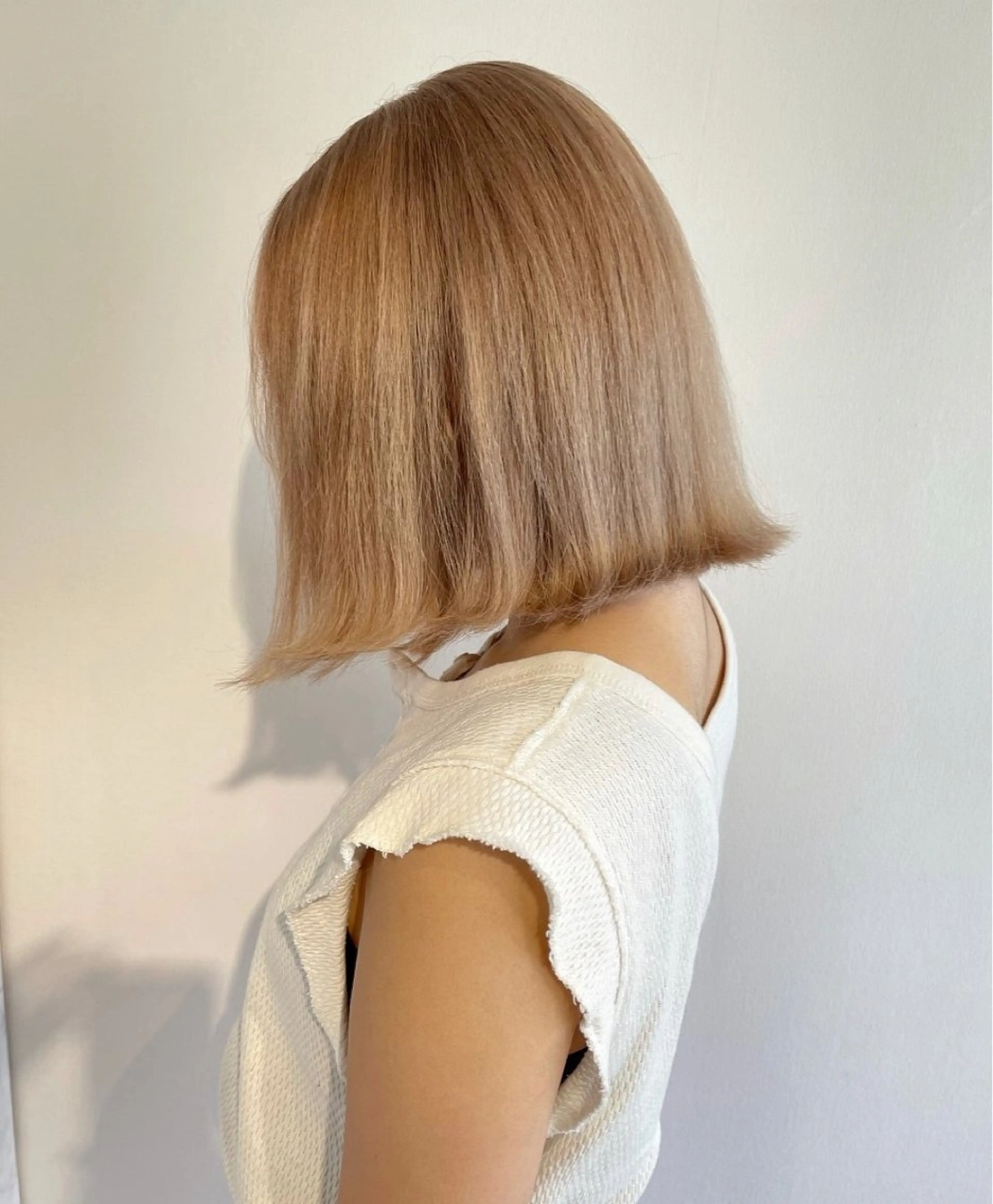 ミディアム ボブ ヘアカラー レビジュヘア 京都/桂のヘアスタイル
