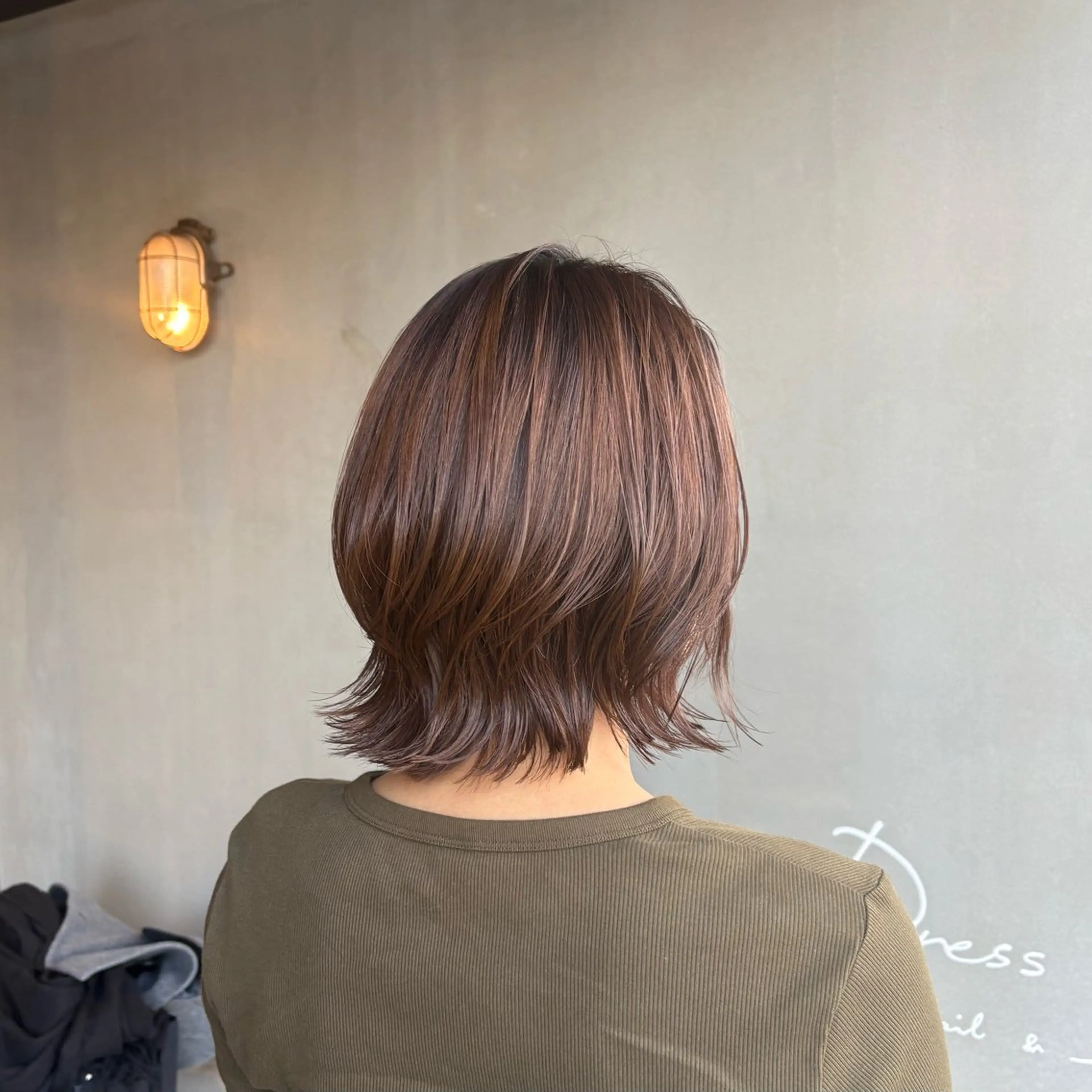 ミディアム ヘアカラー 艶カラー🫧/韓国 レイヤー/愛珠🎀のヘアスタイル