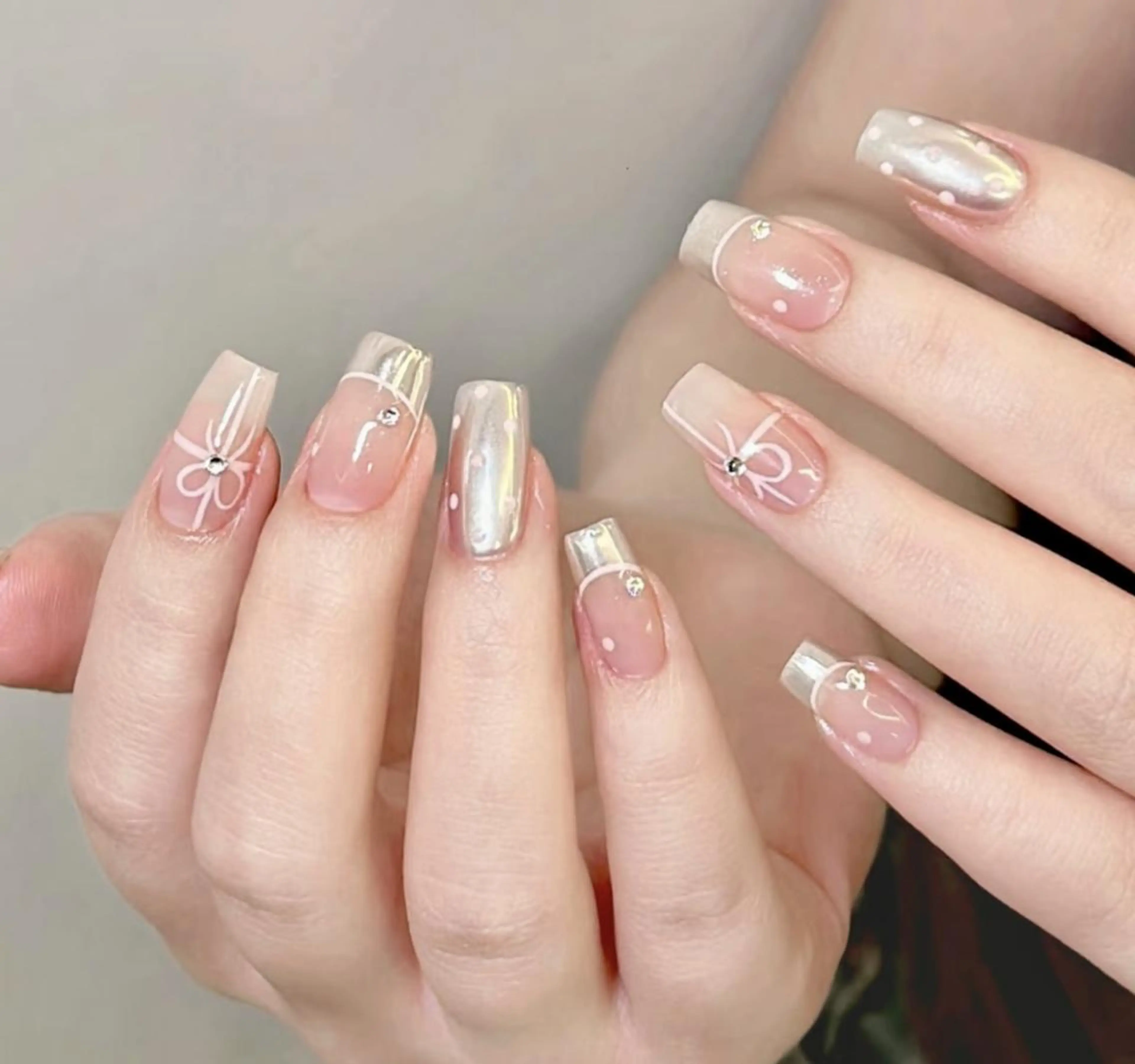 ネイル ハンドネイル 🎀 NaNa_nailのネイルデザイン