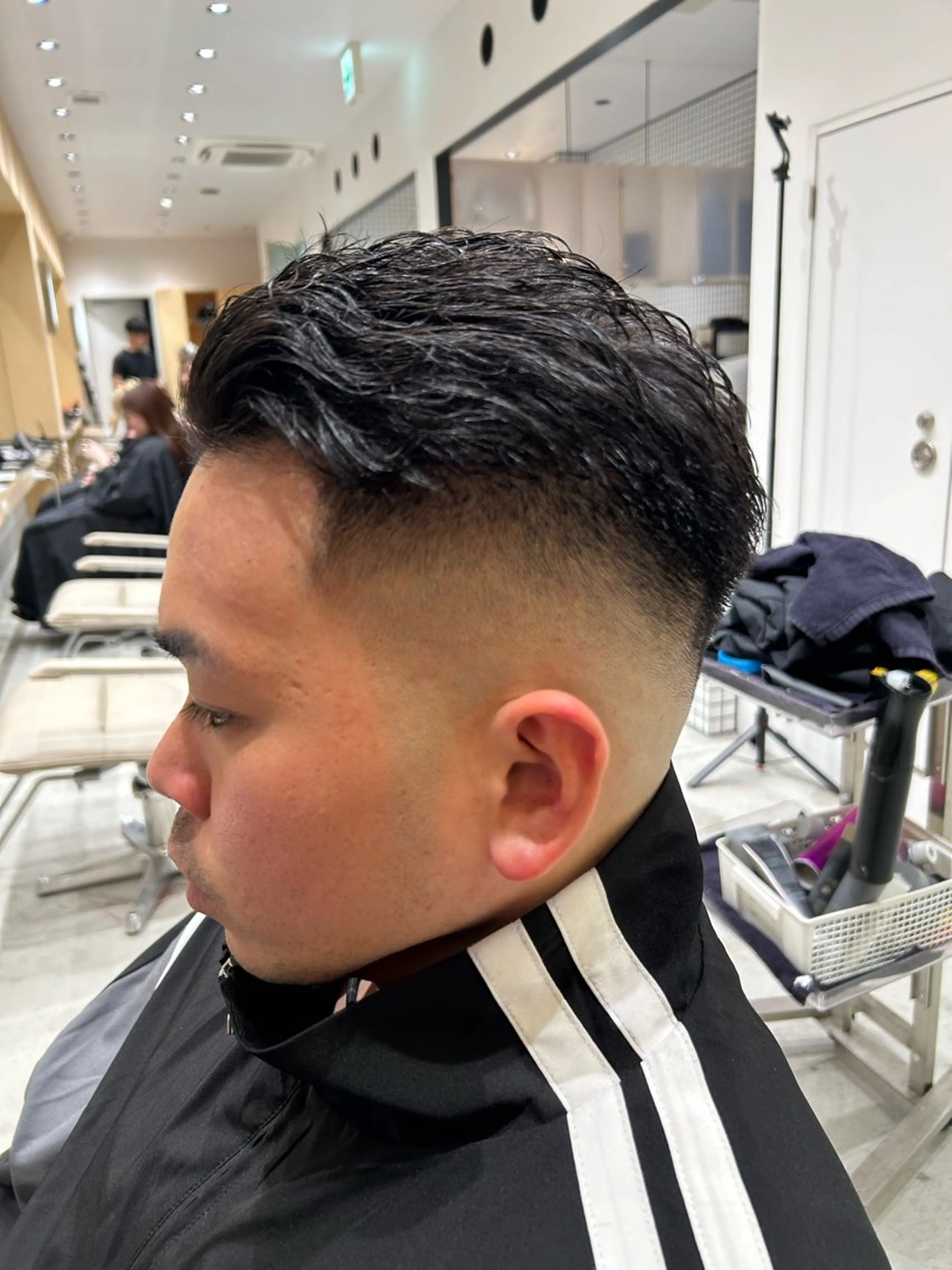 メンズ フェードカット メンズパーマ スキンフェード カット トリートメント 🐲ツイスパ🐲 フェード/龍のヘアスタイル