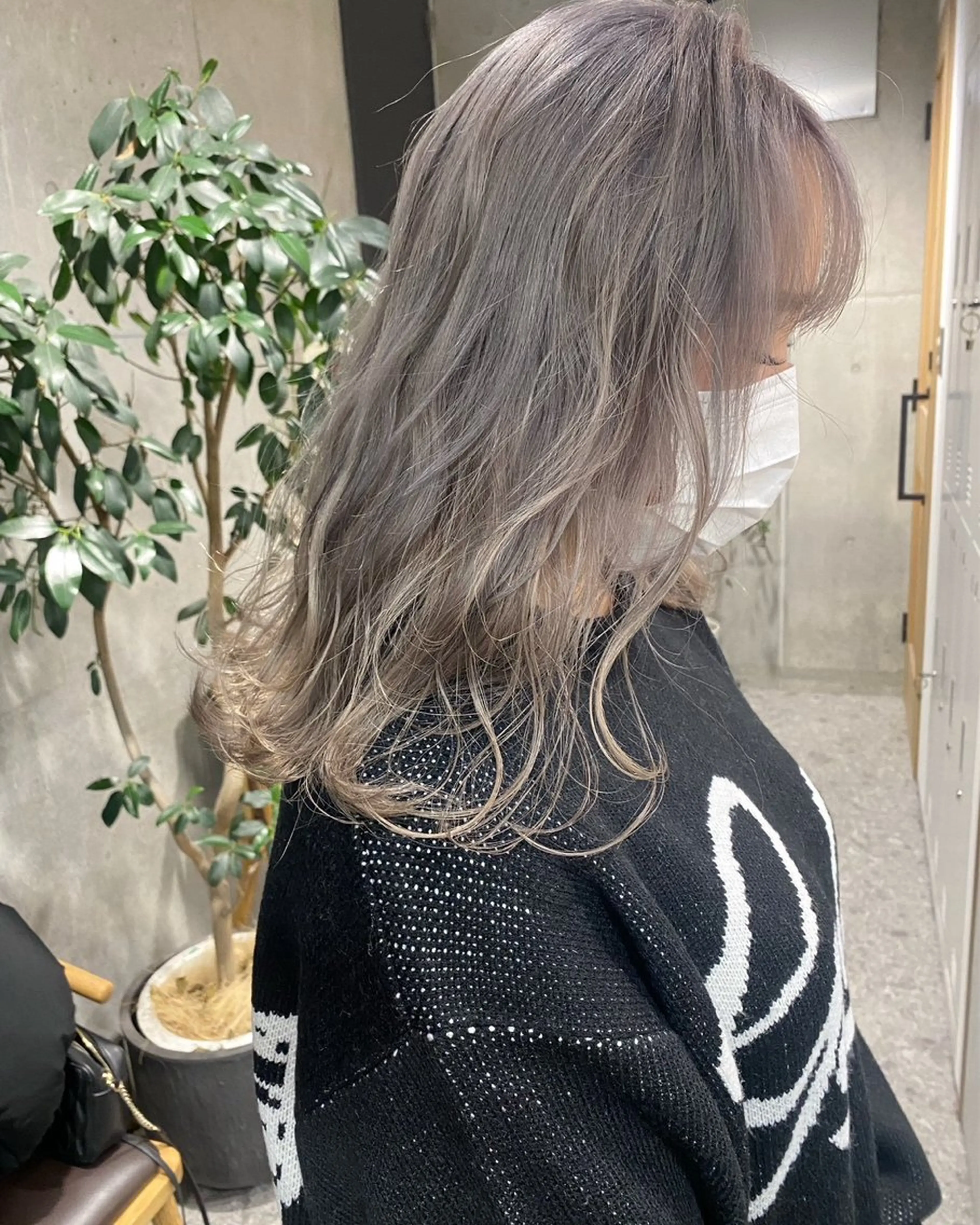セミロング ヘアカラー 🎀ダブルカラー hinata🎀のヘアスタイル