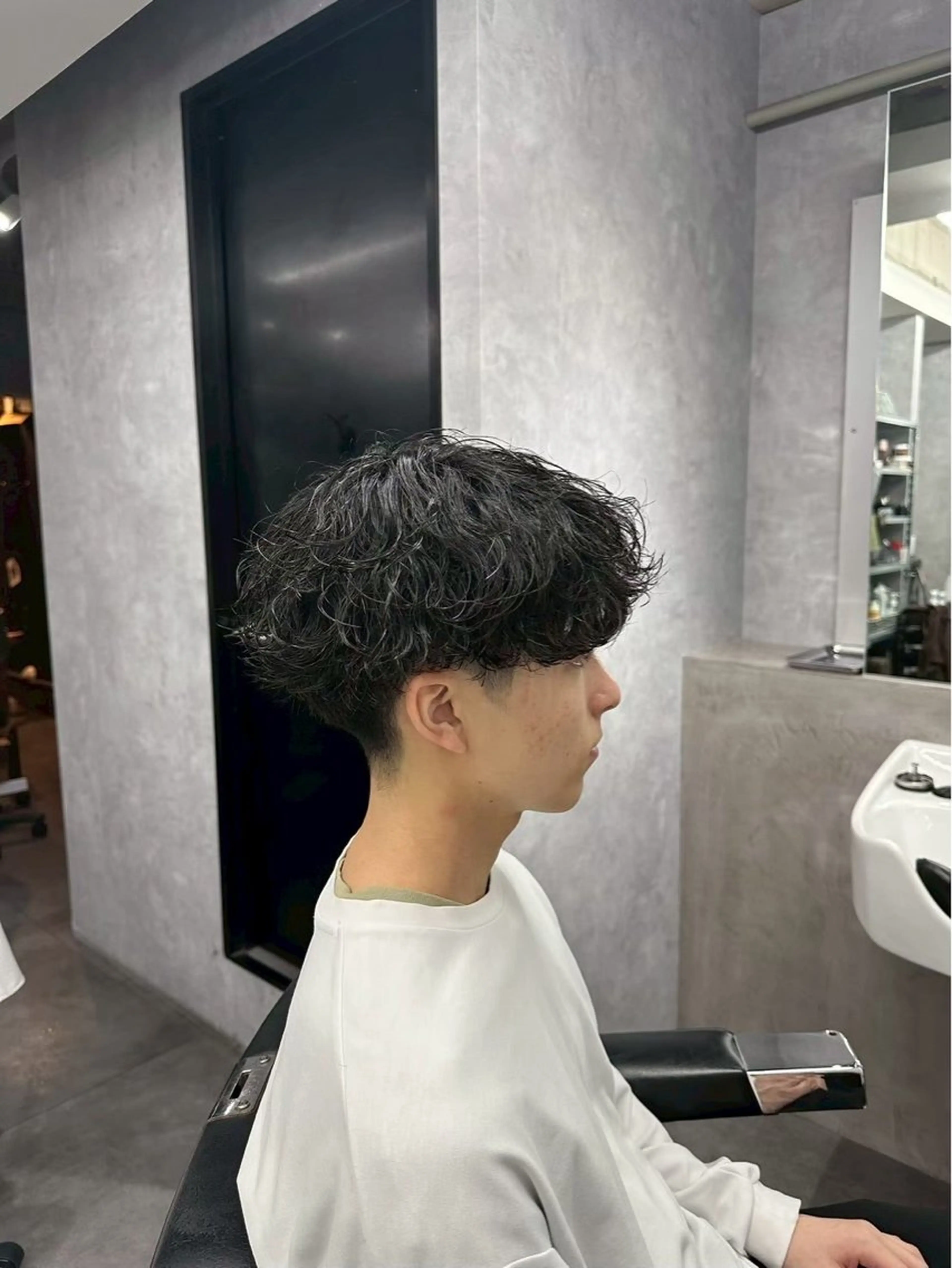 ミディアム パーマ メンズ 新宿No.1パーマ師 💈コウヨウ💈のヘアスタイル