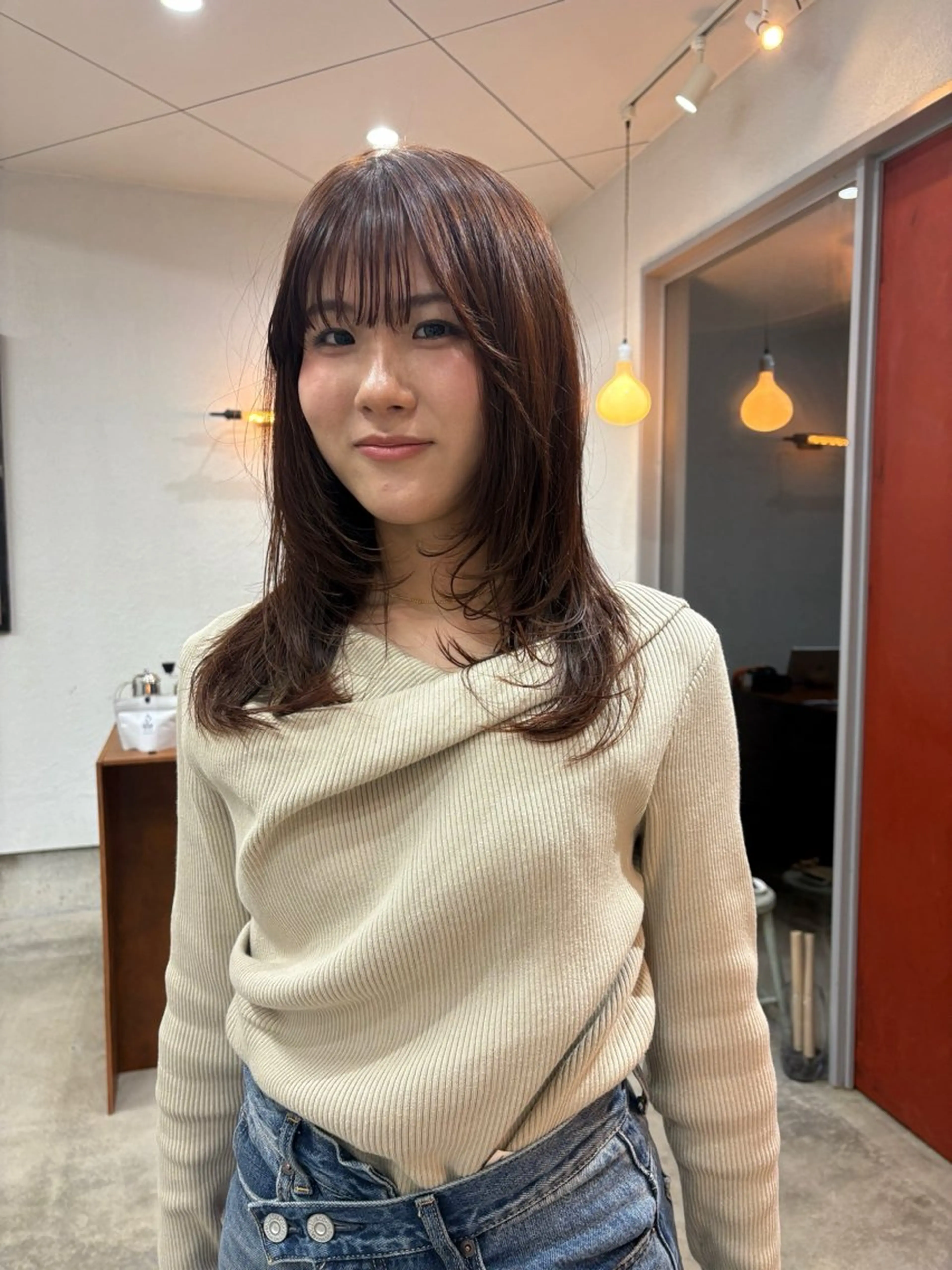ロング カラー レイヤーカット 長谷 若奈のヘアスタイル