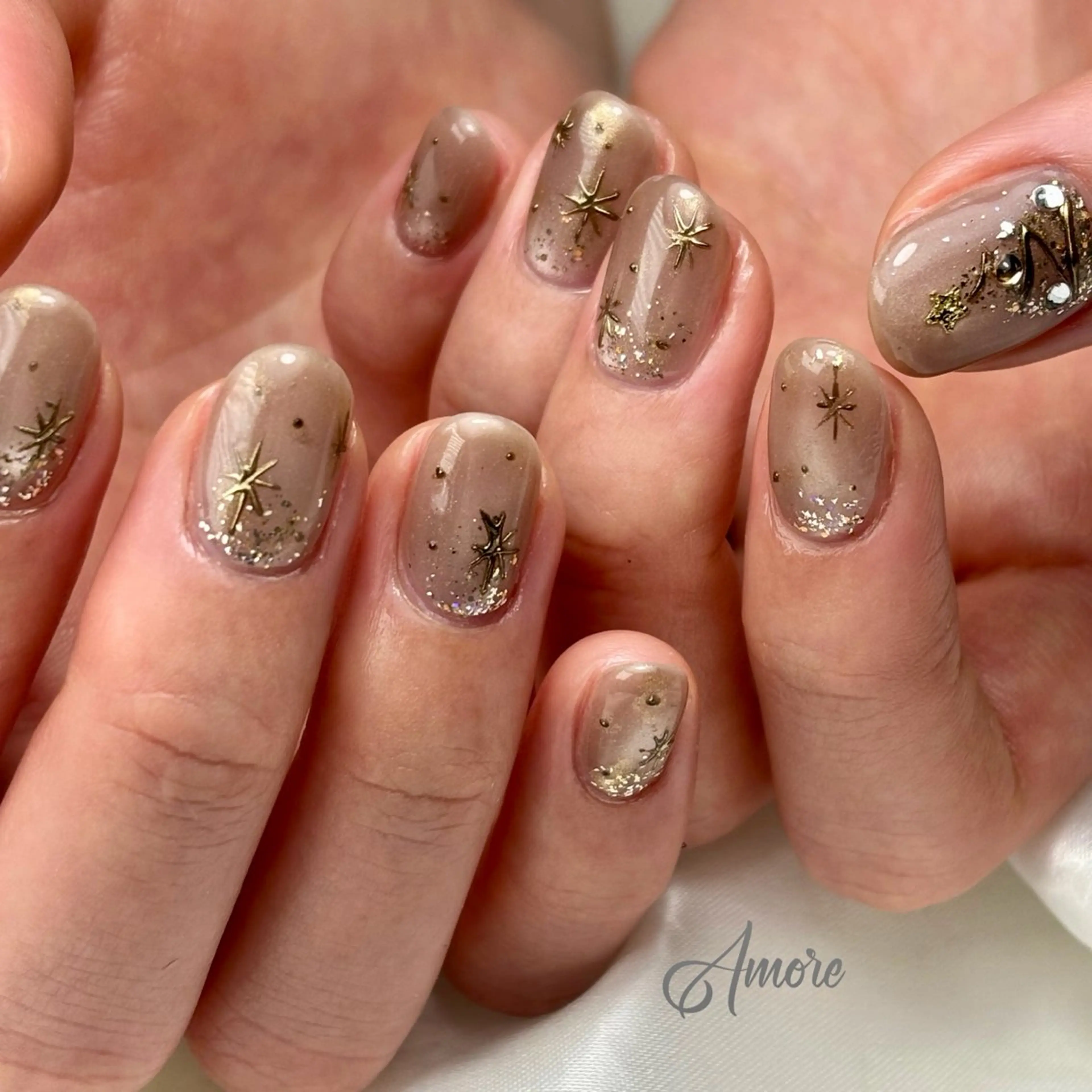 ネイル ジェルネイル キラキラネイル 韓国ネイル マグネットネイル パラジェル You kyehwaのネイルデザイン