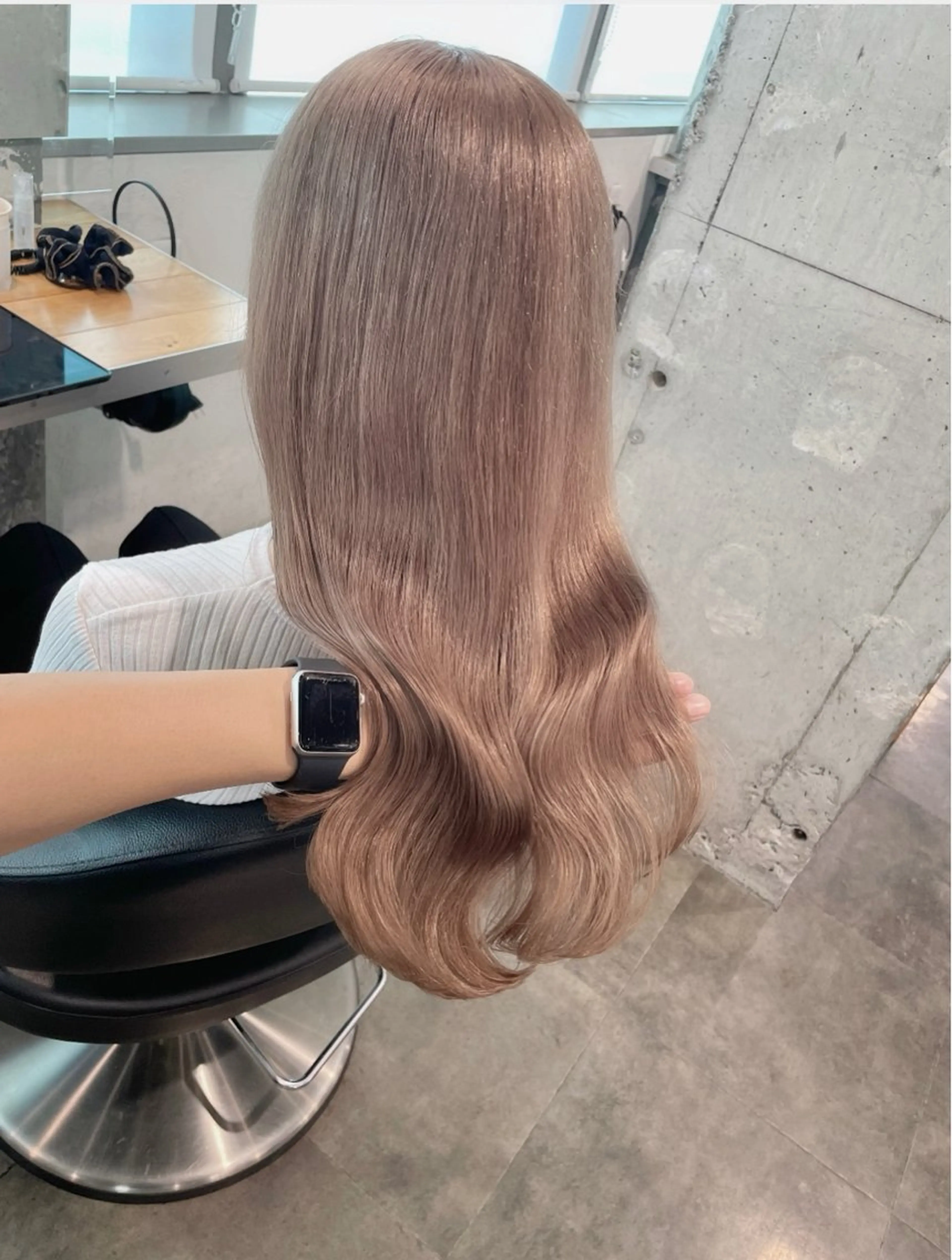 ロング カラー ベージュカラー💖 やすひろのヘアスタイル