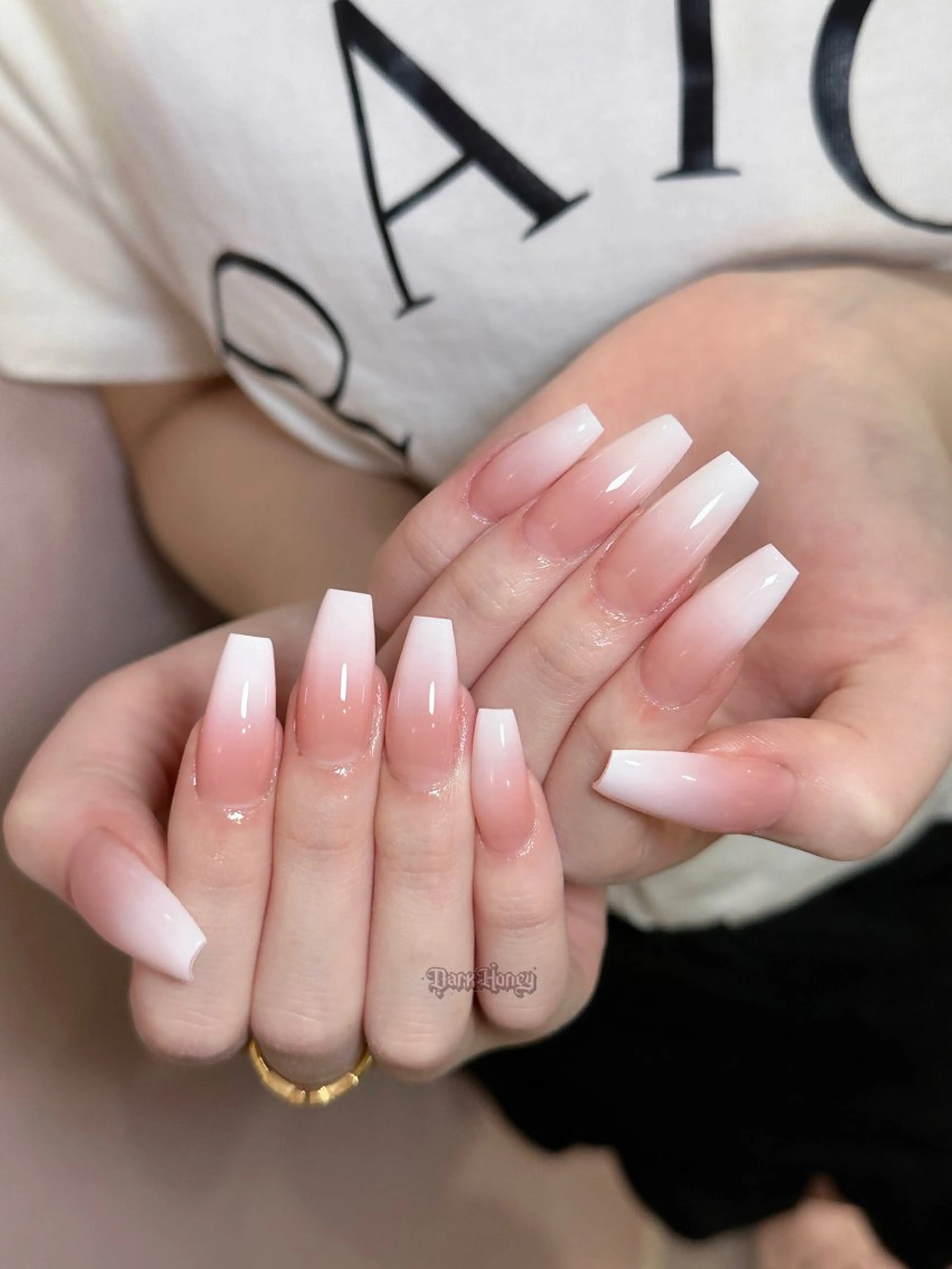 ネイル Dark Honey Susuのネイルデザイン