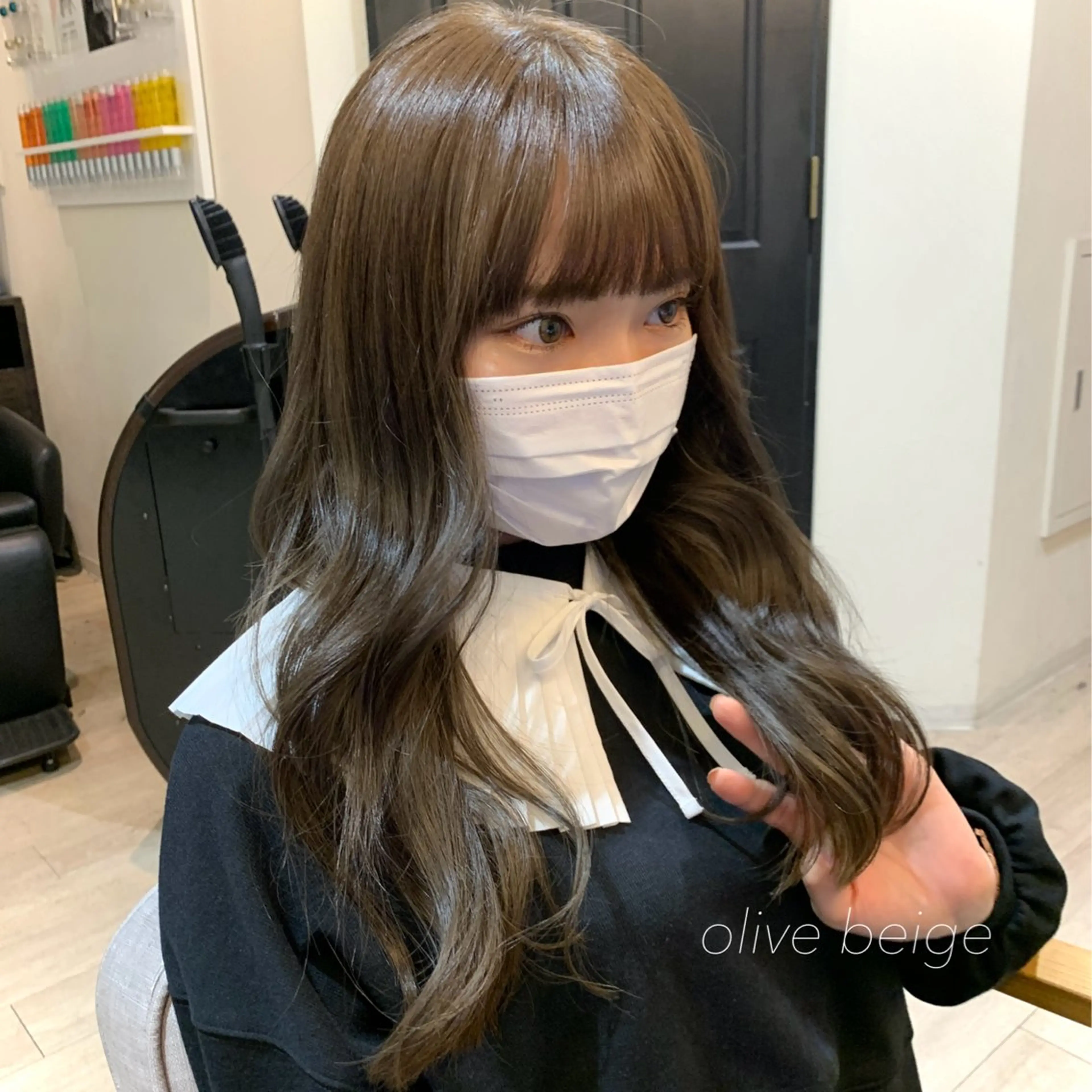 ロング カラー ベージュカラー オリーブベージュ オリーブカラー 似合わせカット得意 💛RENA💛のヘアスタイル