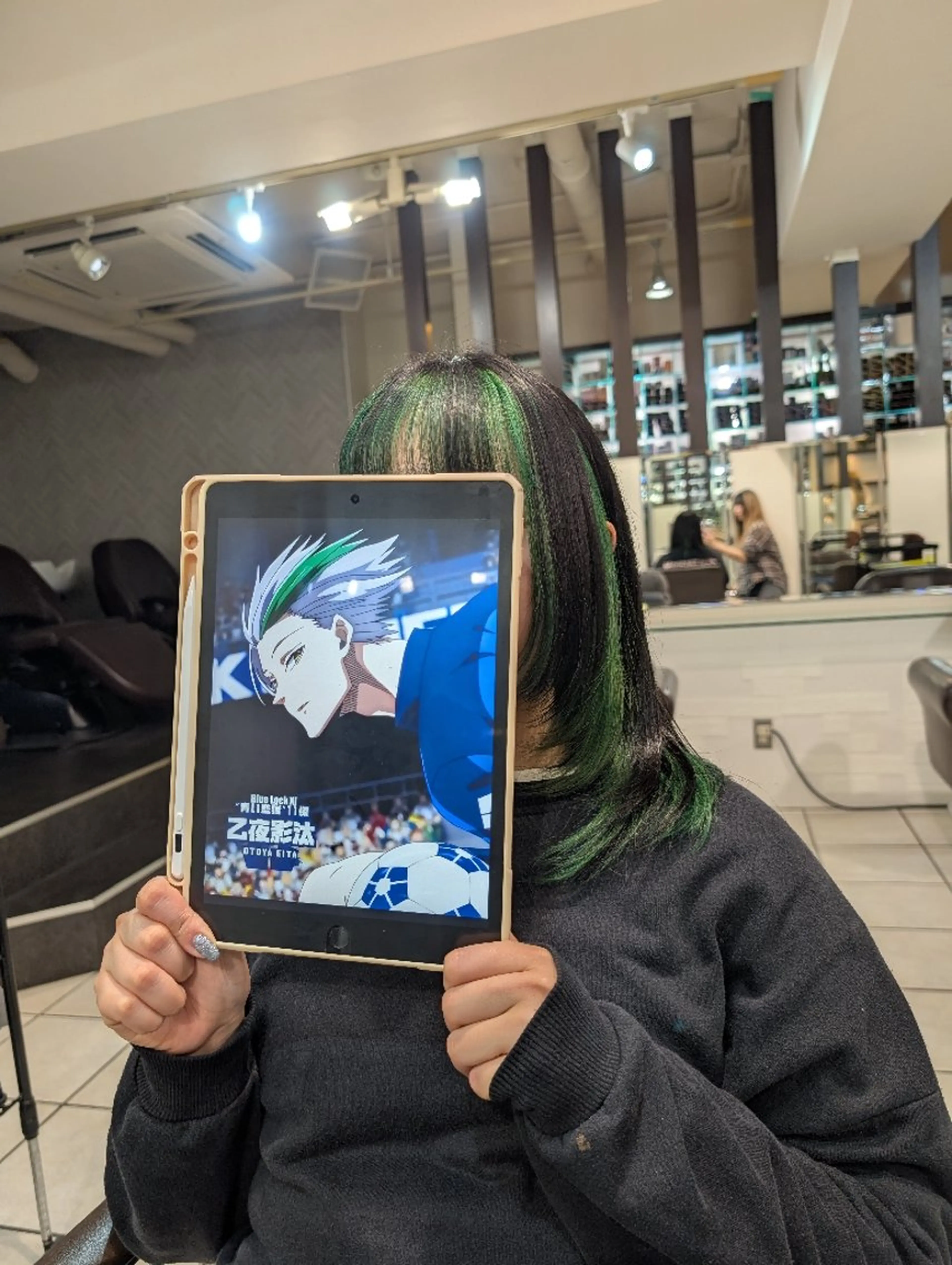 ミディアム カラー ミストバング  フェイスフレーミング insence glue所属・和髪もできる盛れる ヘアメ&美容師✨弥生のヘアスタイル