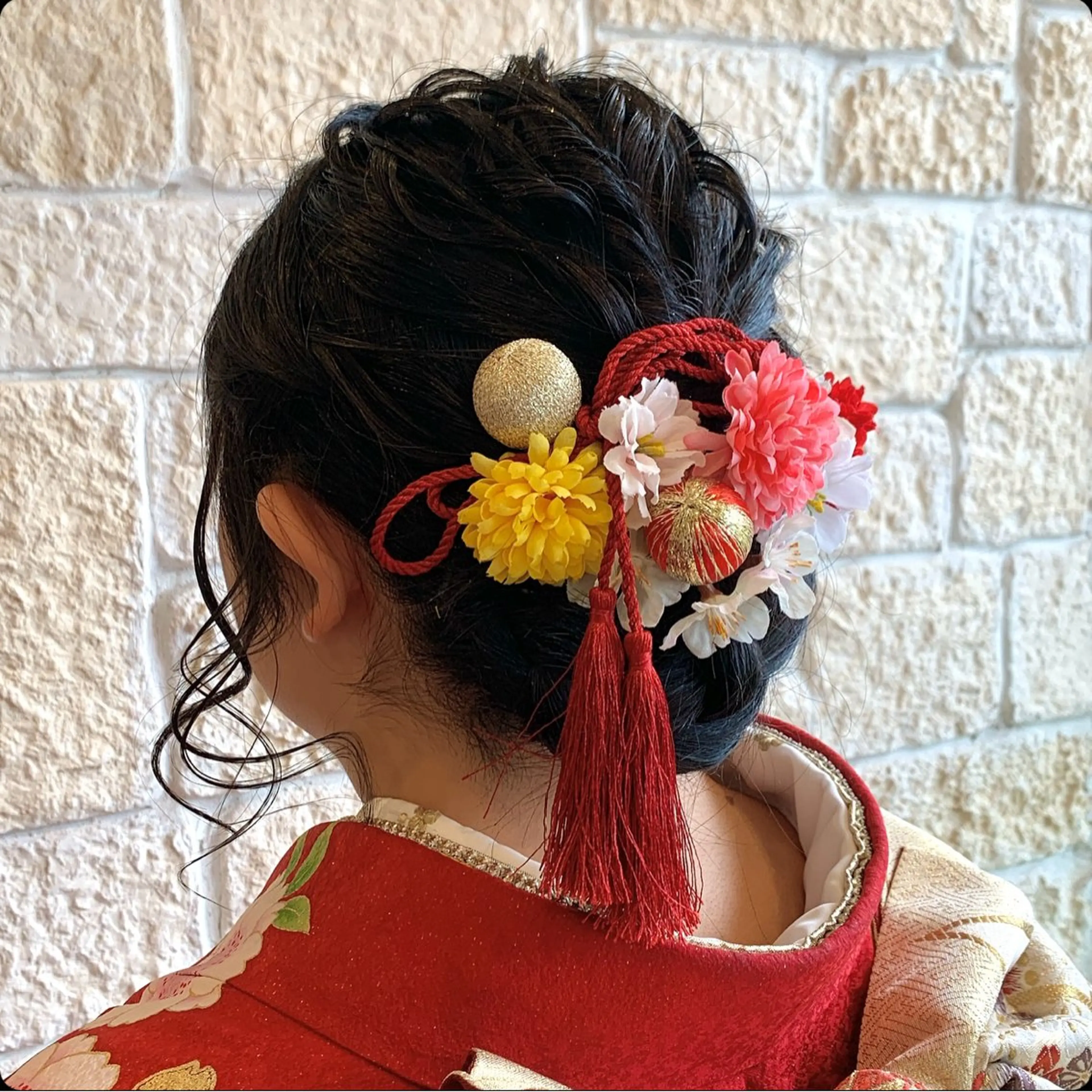 ヘアアレンジ Lamp 柏 山口 か乃 ブリーチカラーのヘアスタイル