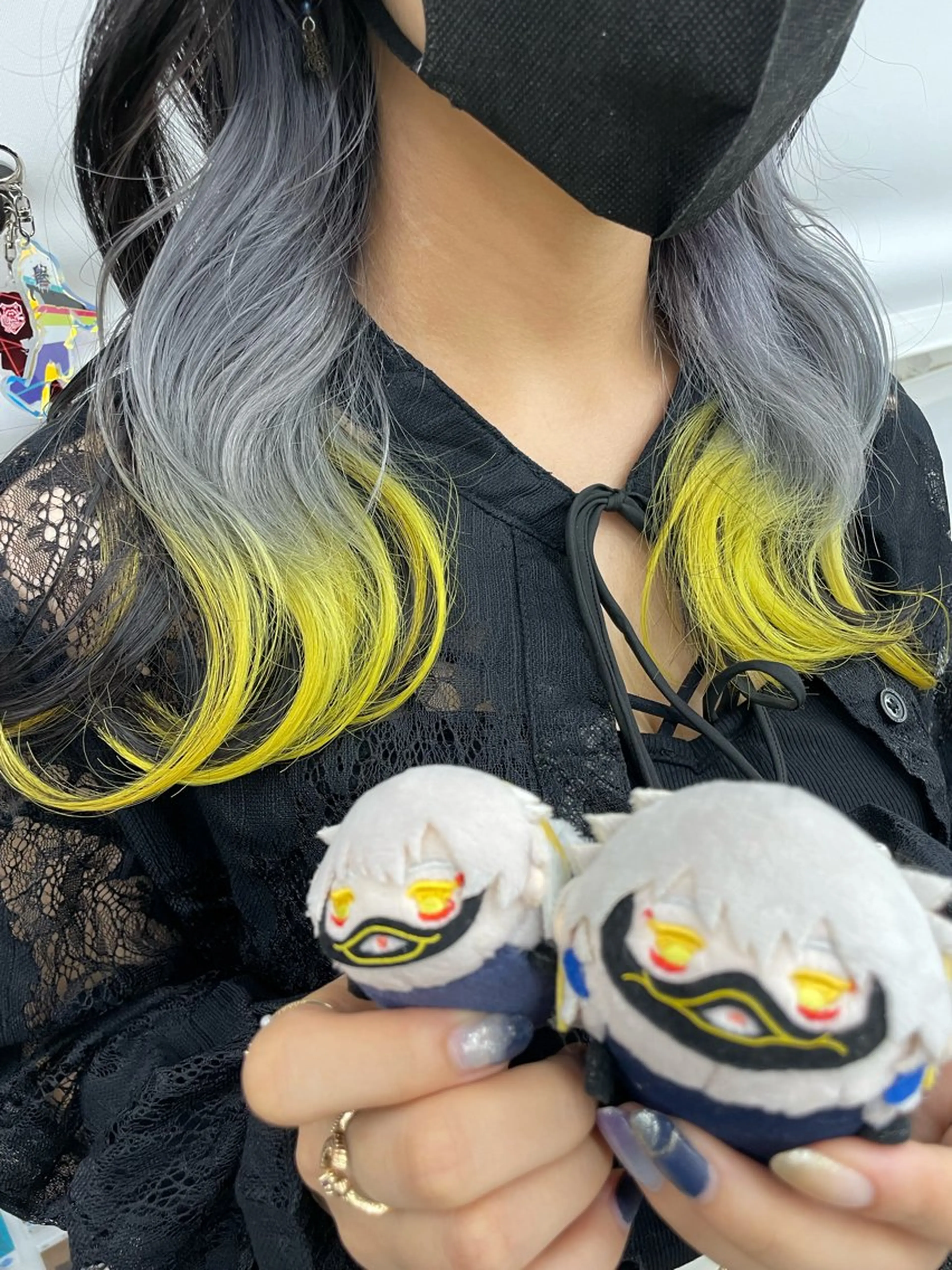 ミディアム カラー ヘアカラー インナーカラー 推し ブリーチ  髪質改善のヘアスタイル