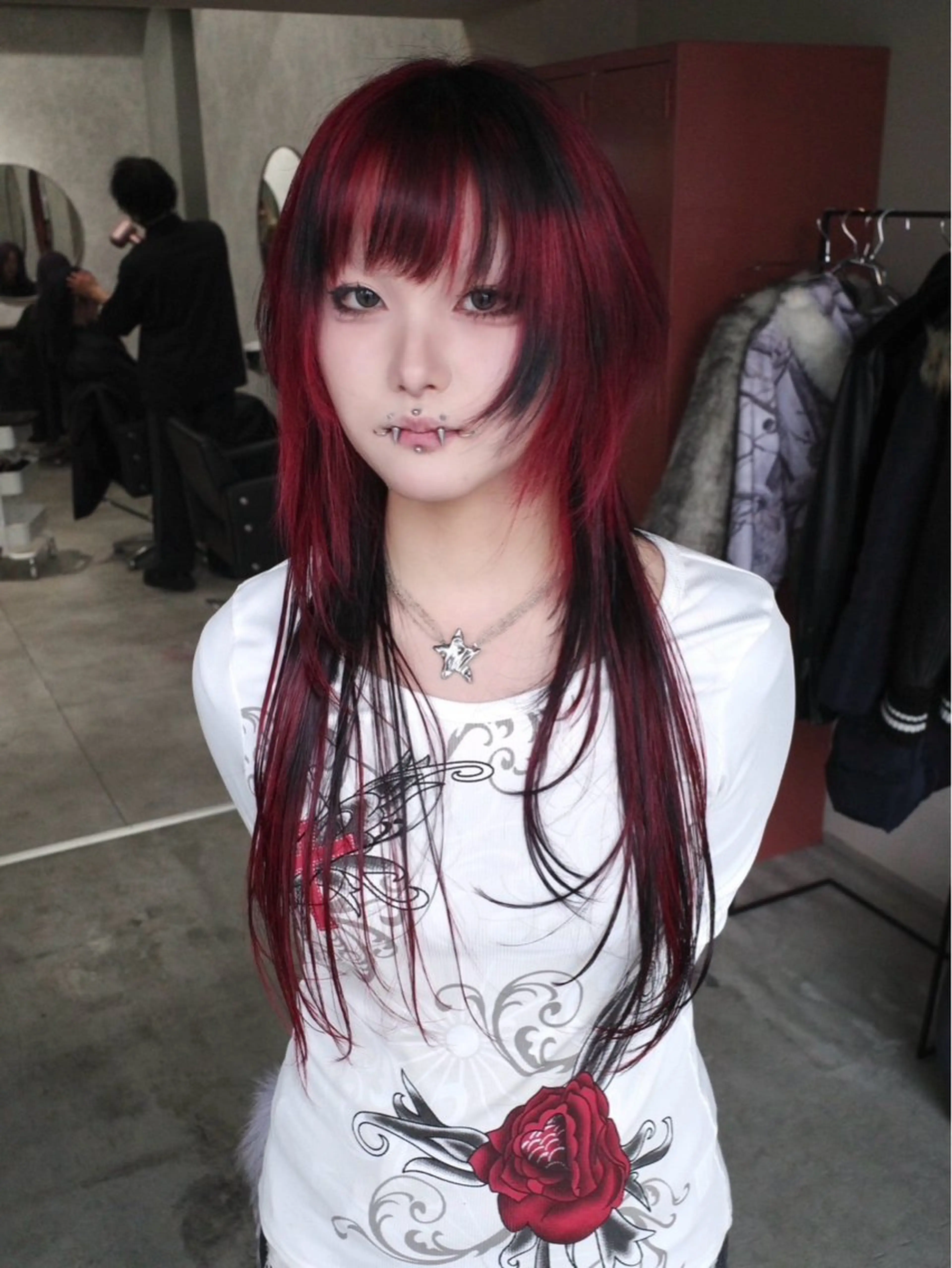 🔮デザインカラー🔮【カット】+【ハイブリーチ(2回)】＋【デザインカラー】+【5ステップ トリートメント】の写真