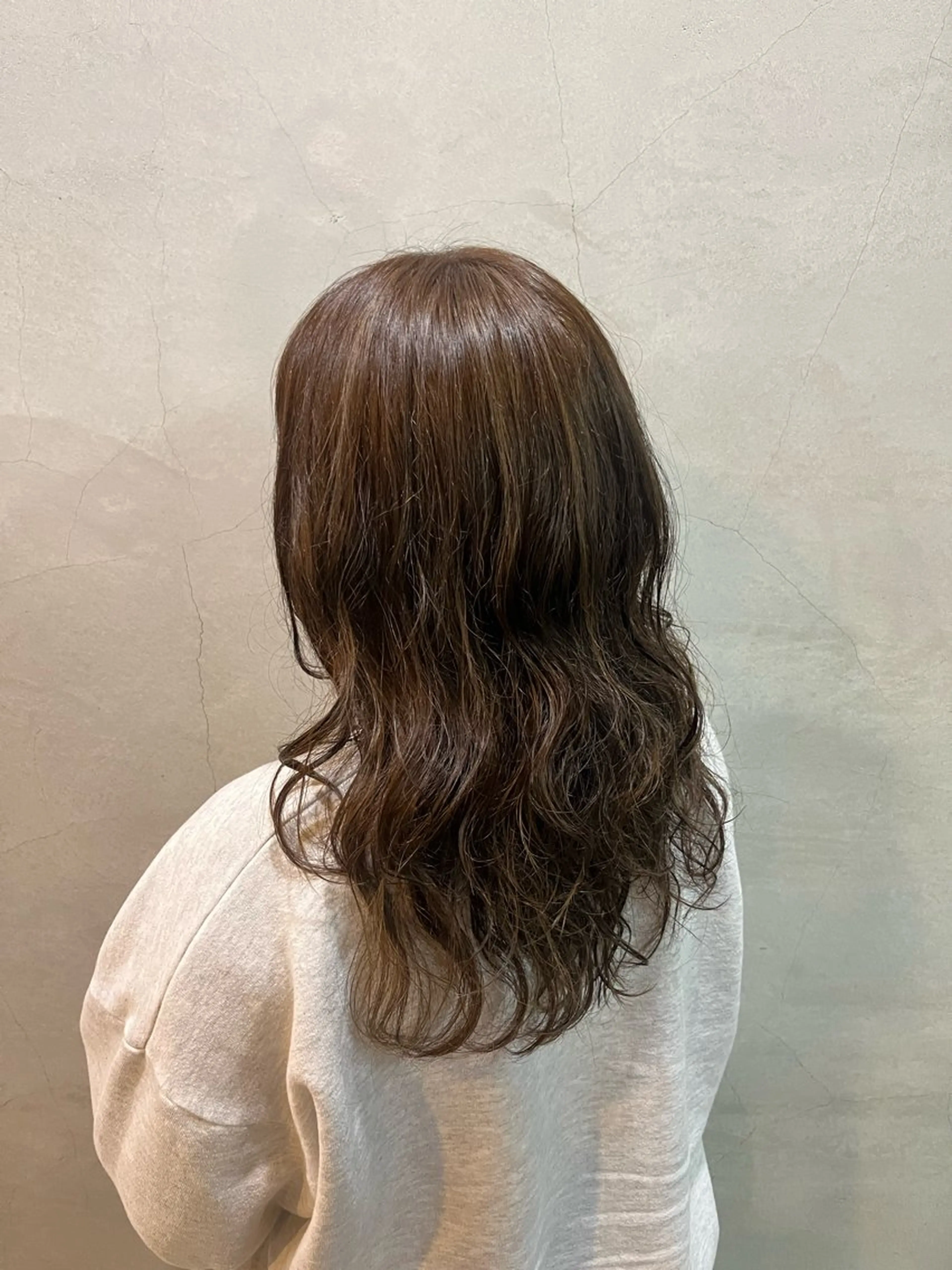 セミロング カラー ヘアカラー 山根 桜のヘアスタイル