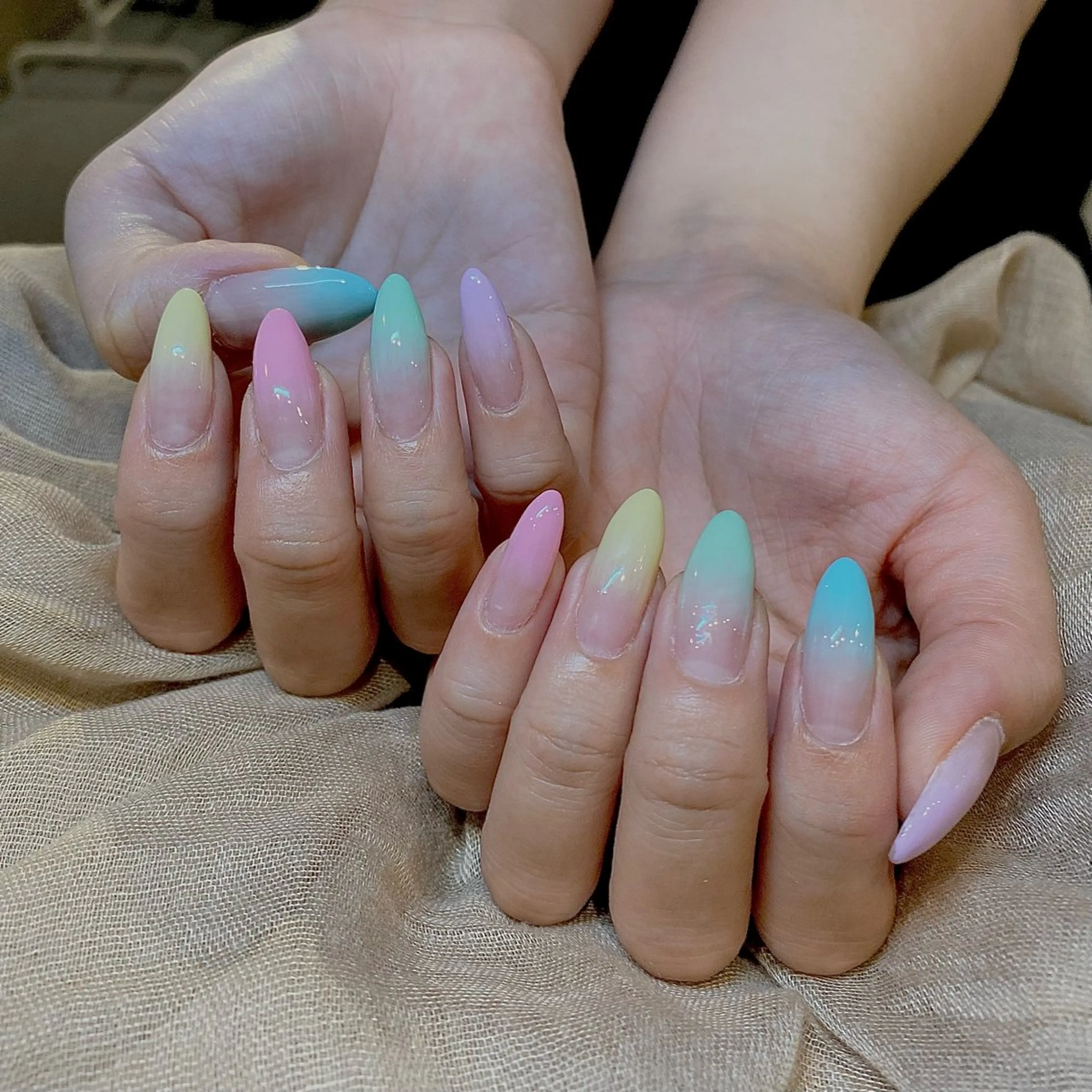 ネイル グラデーション MAHO W 【深江橋店】のネイルデザイン