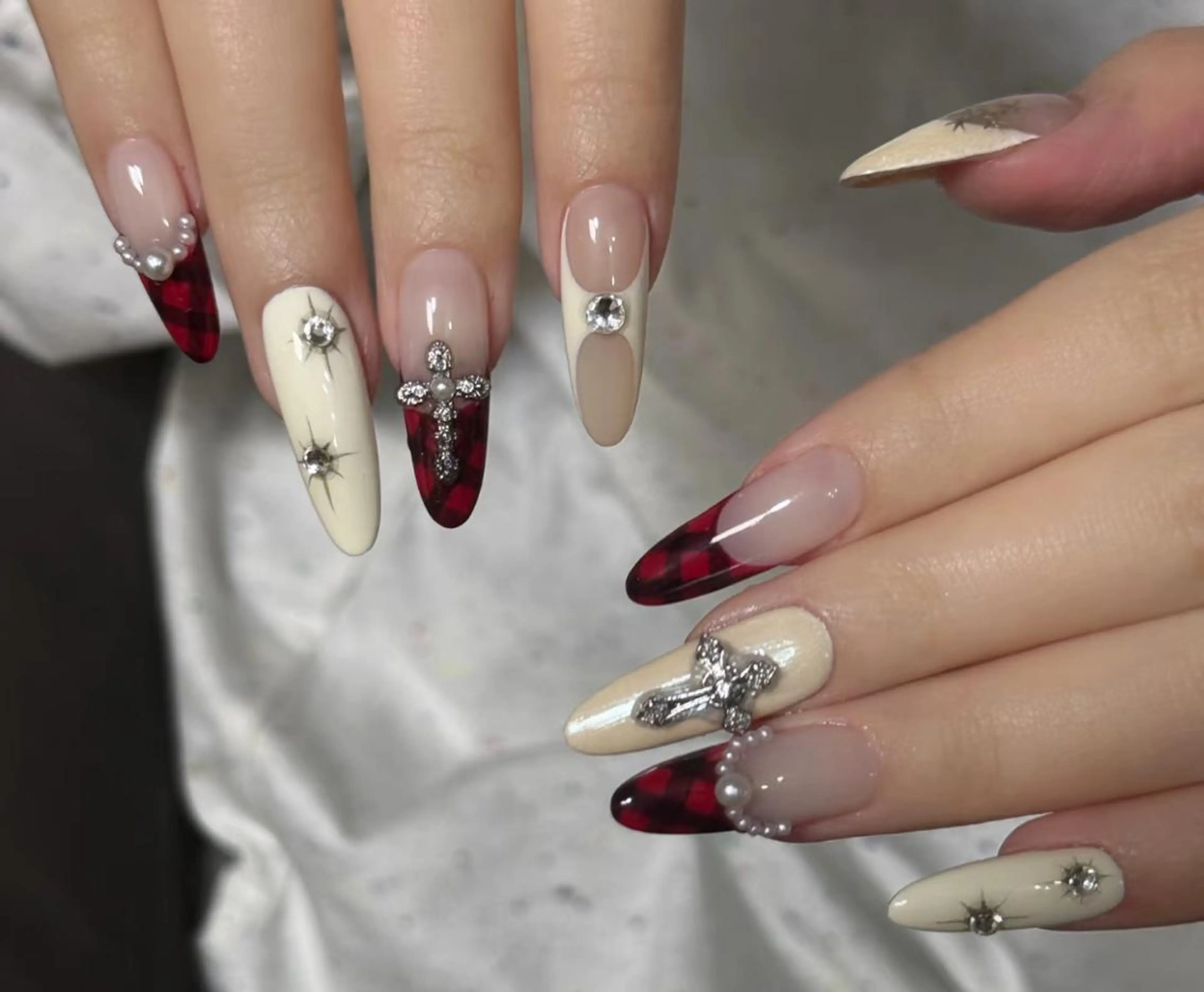 ネイル ハンドネイル エリ🫧 nail池袋東口のネイルデザイン