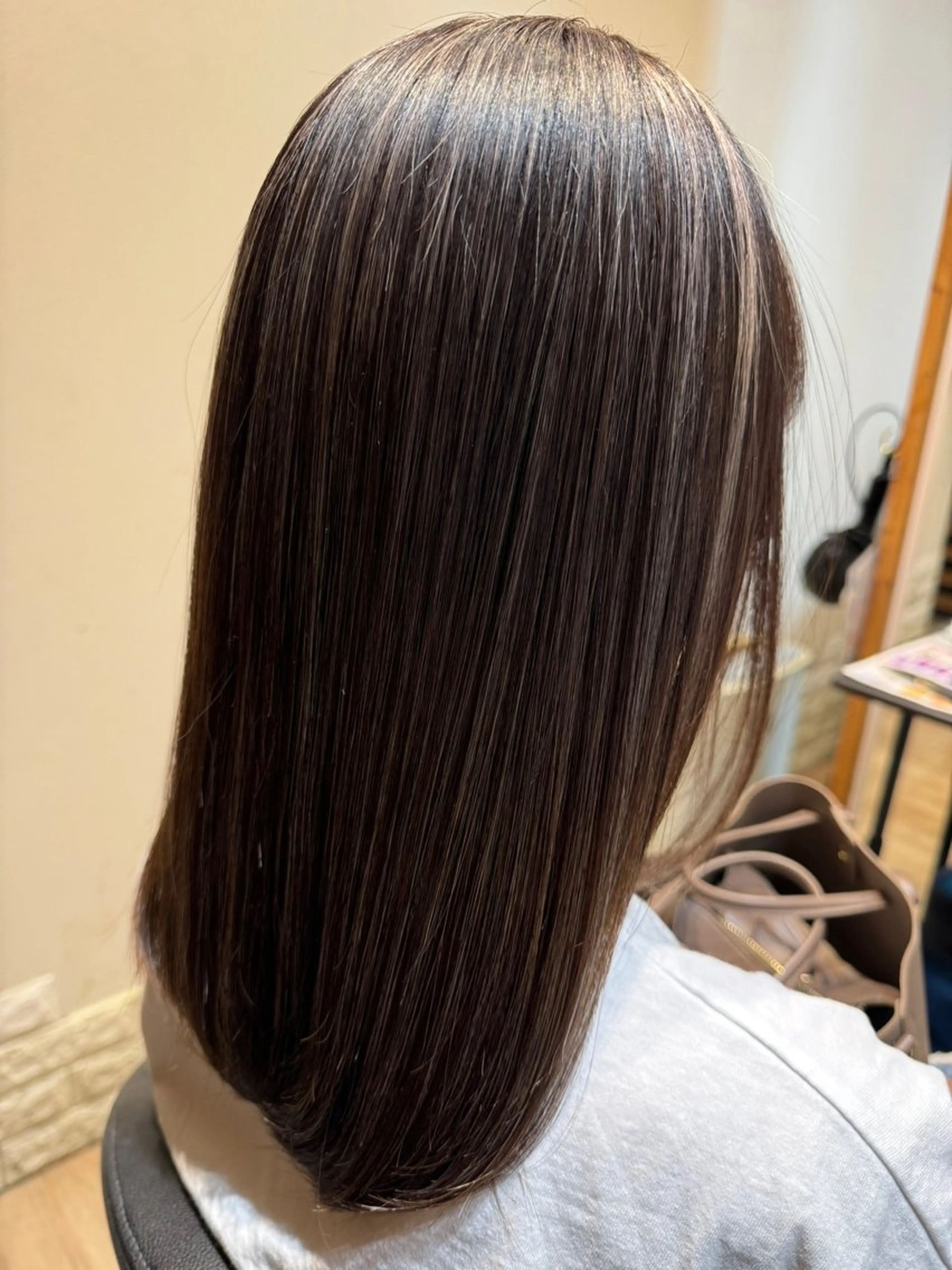 ロング ヘアカラー 関口 友行のヘアスタイル