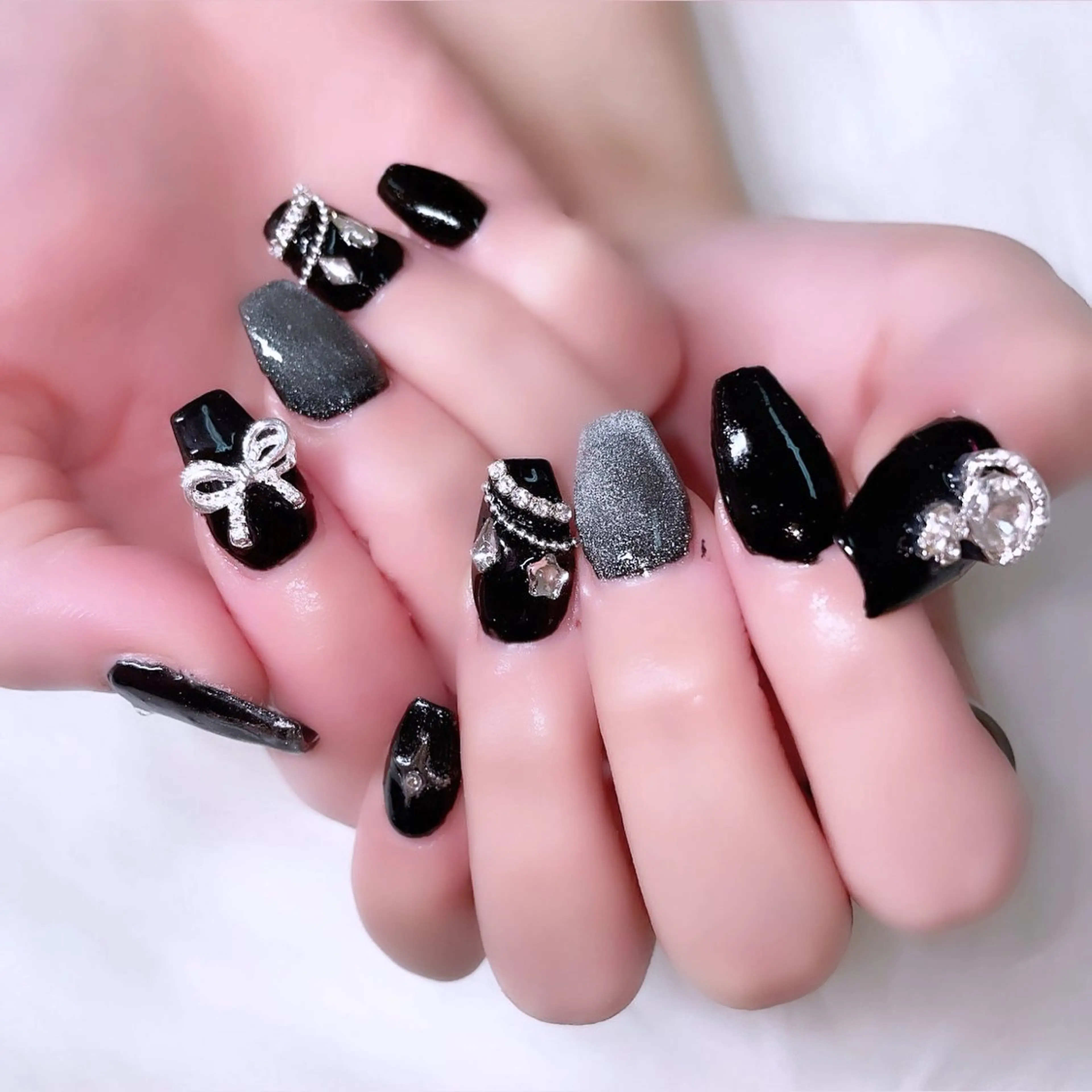 ネイル chiyori天王寺 🎀韓国風束感まつげのマツエク・マツパデザイン