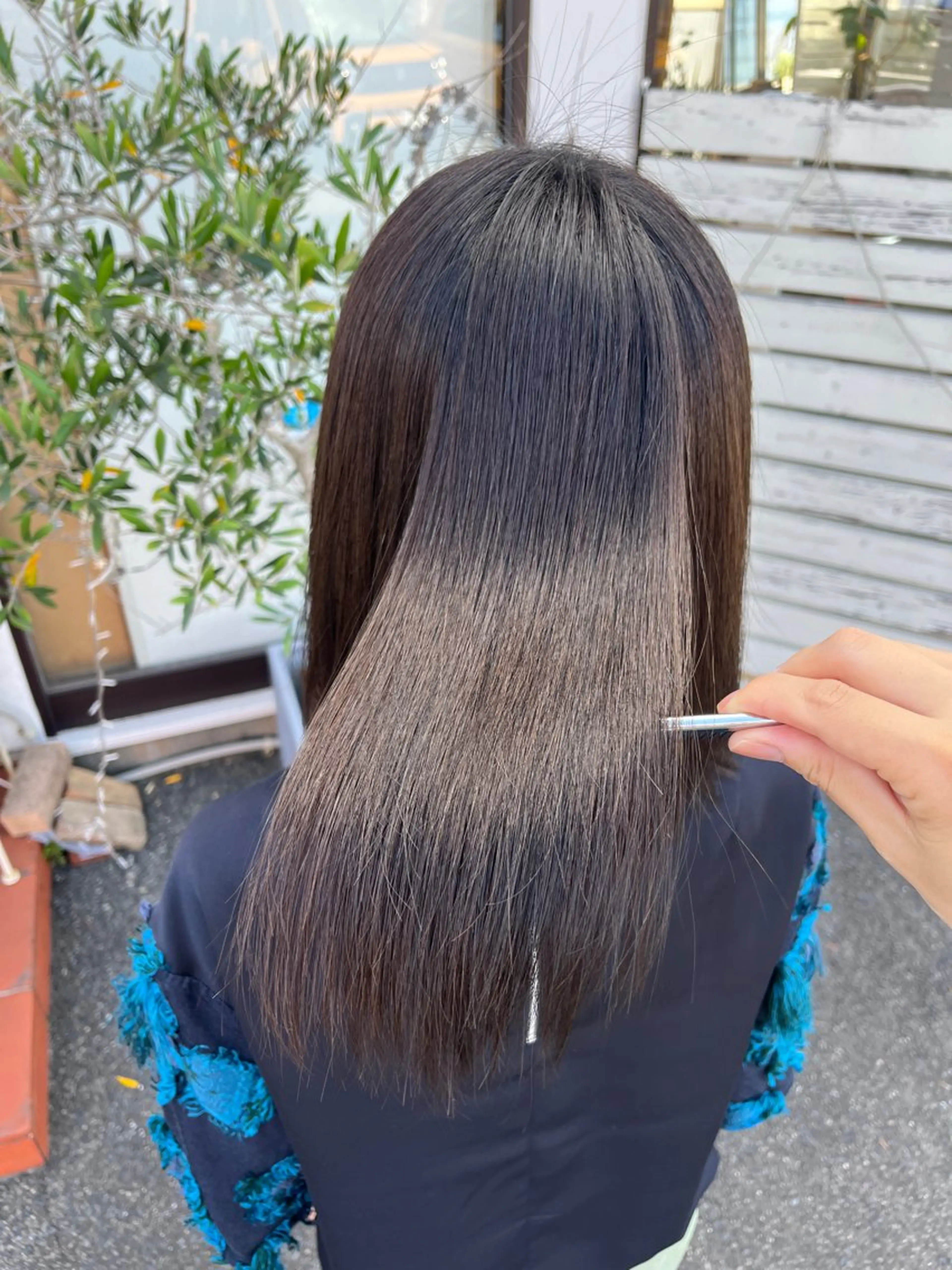 ミディアム 縮毛矯正 hanaco .のヘアスタイル