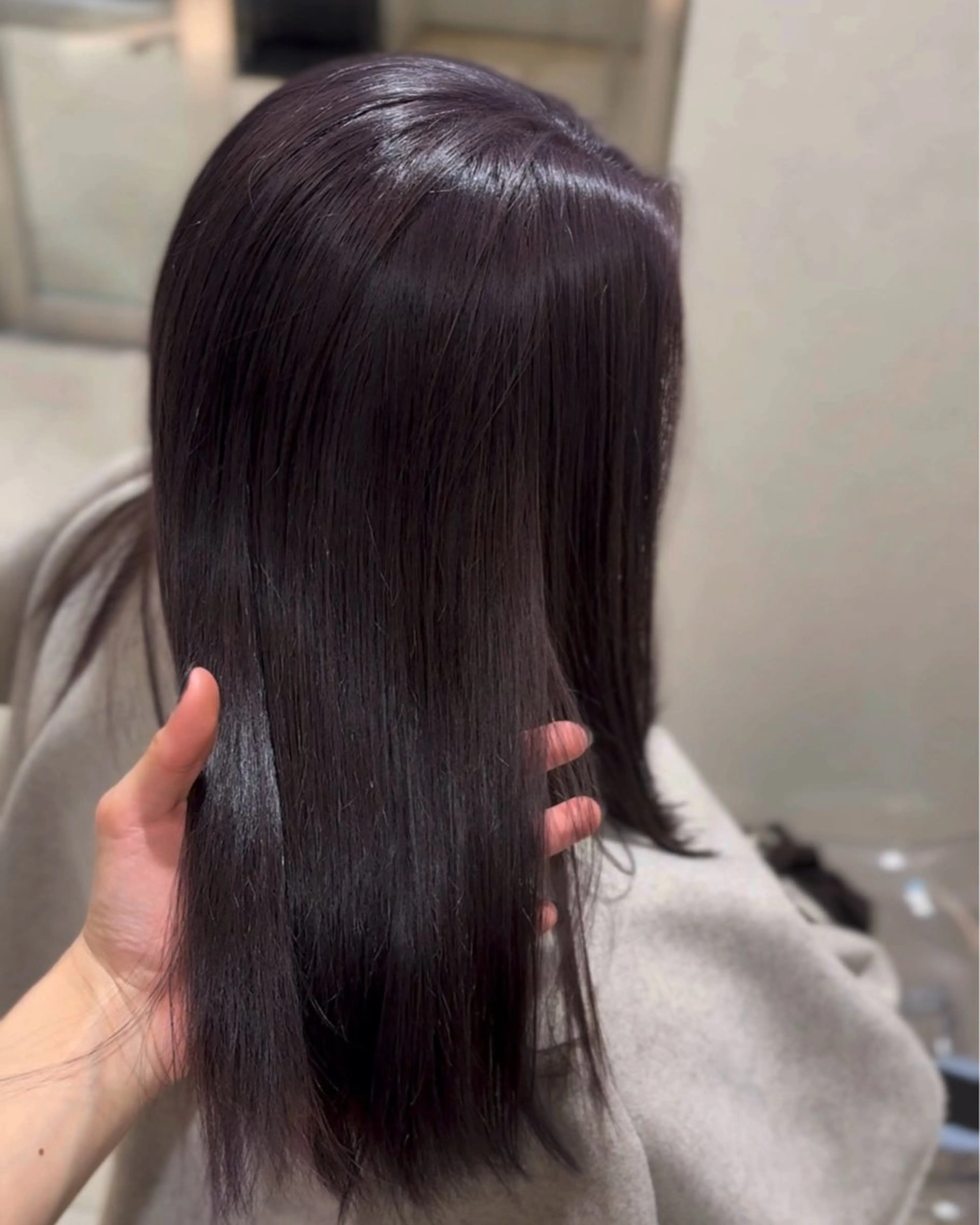 カラー ブリーチ ヘアカラー 🩵福岡ブリーチなし レイヤー/紫音🩵のヘアスタイル