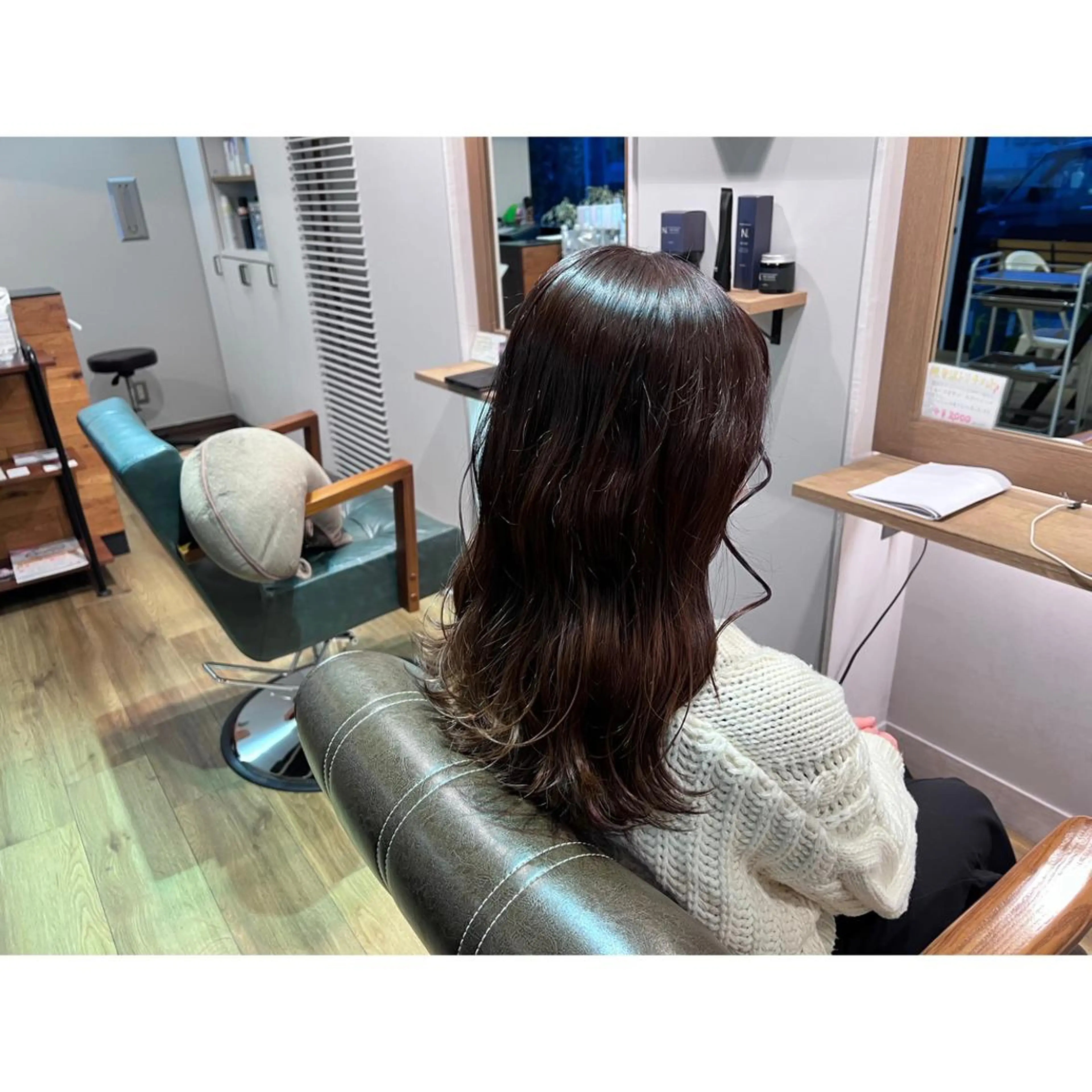 ロング カラー ピンクカラー ヘアカラー トリートメント ツキダテ ユイのヘアスタイル