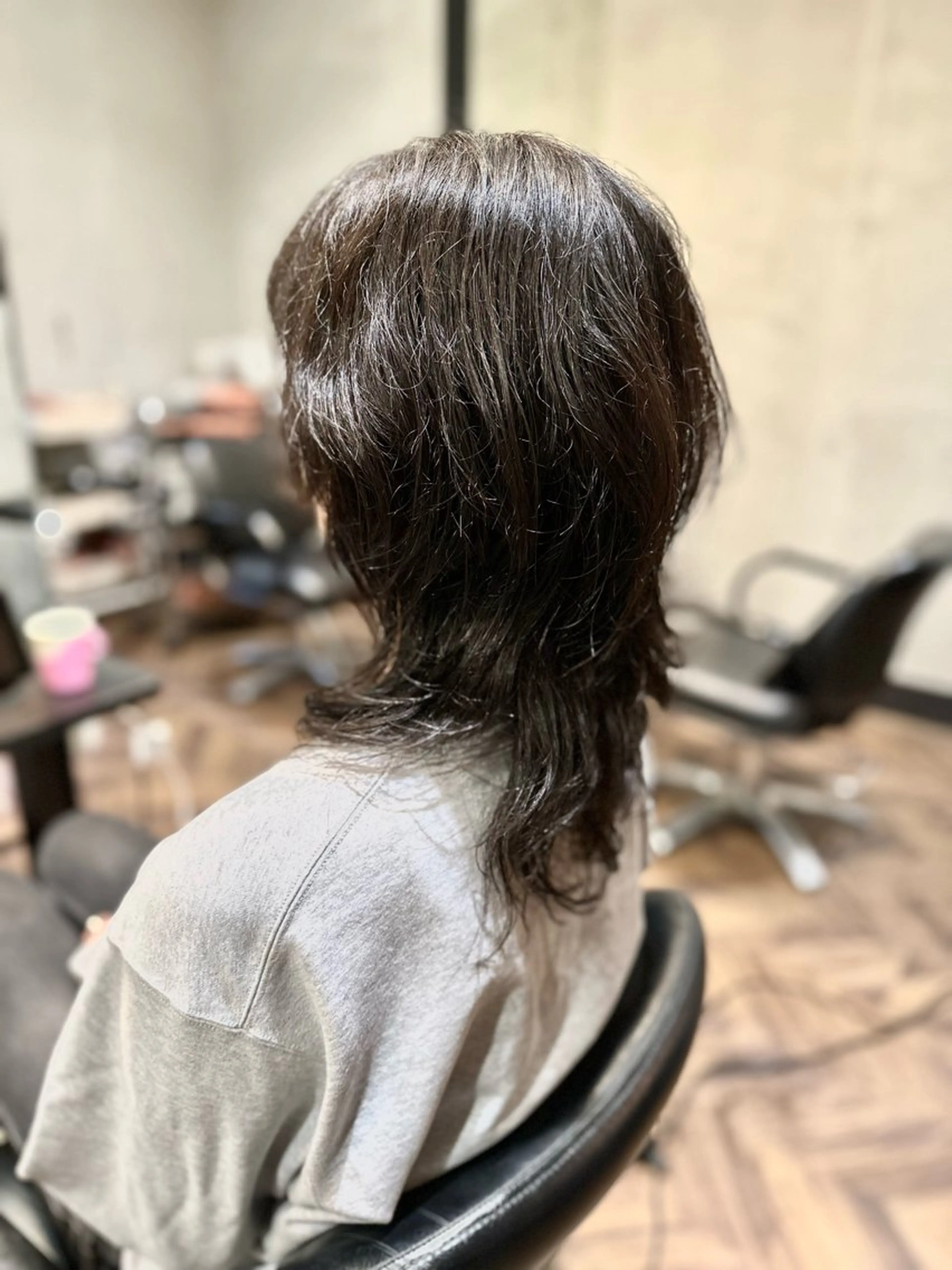 セミロング ウルフカット ＲＩ ＨＯのヘアスタイル