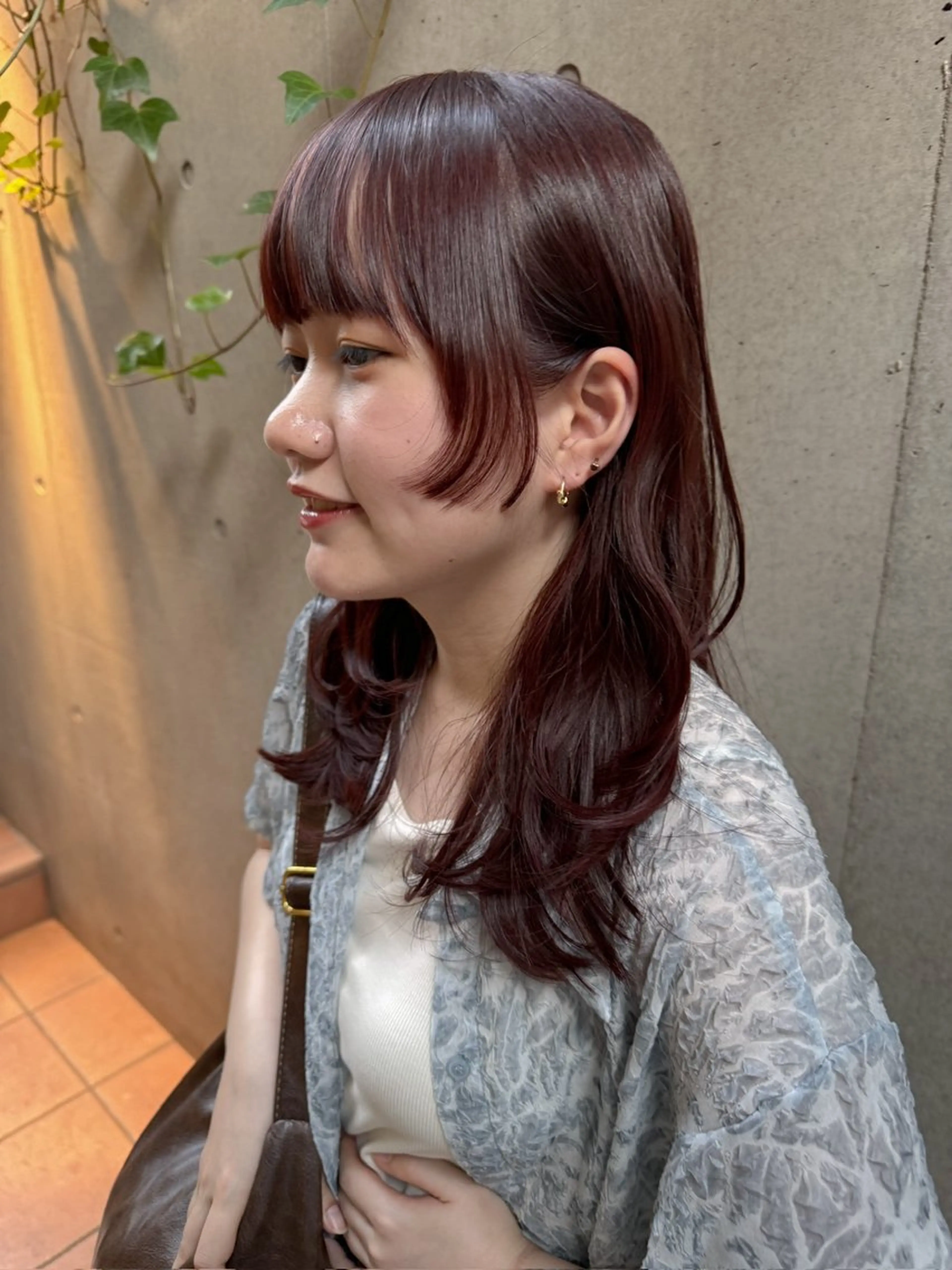 ミディアム カラー カット ヘアカラー 大橋 芽衣のヘアスタイル