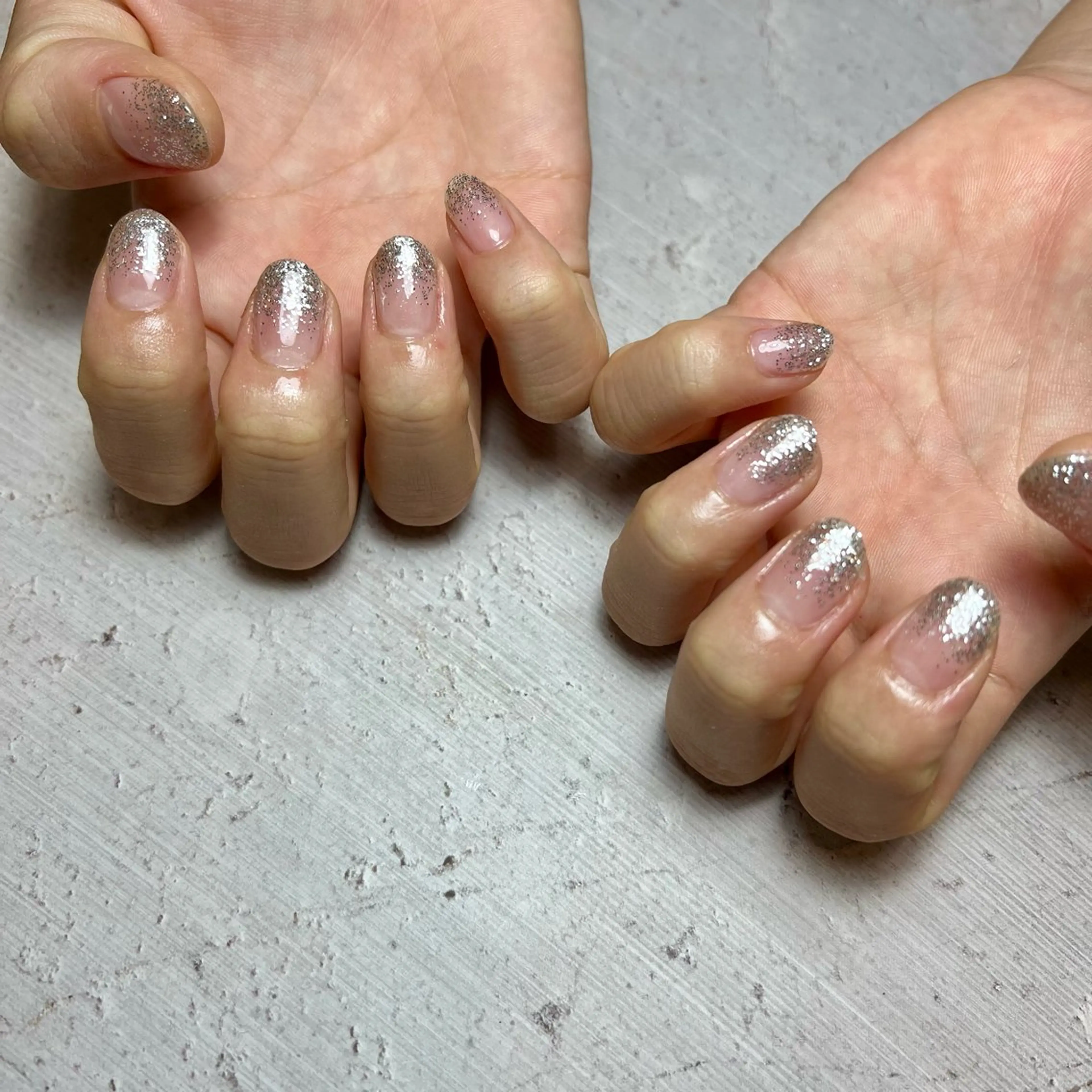 ネイル ラメ(グリッター) ラメグラデーション twin .のネイルデザイン