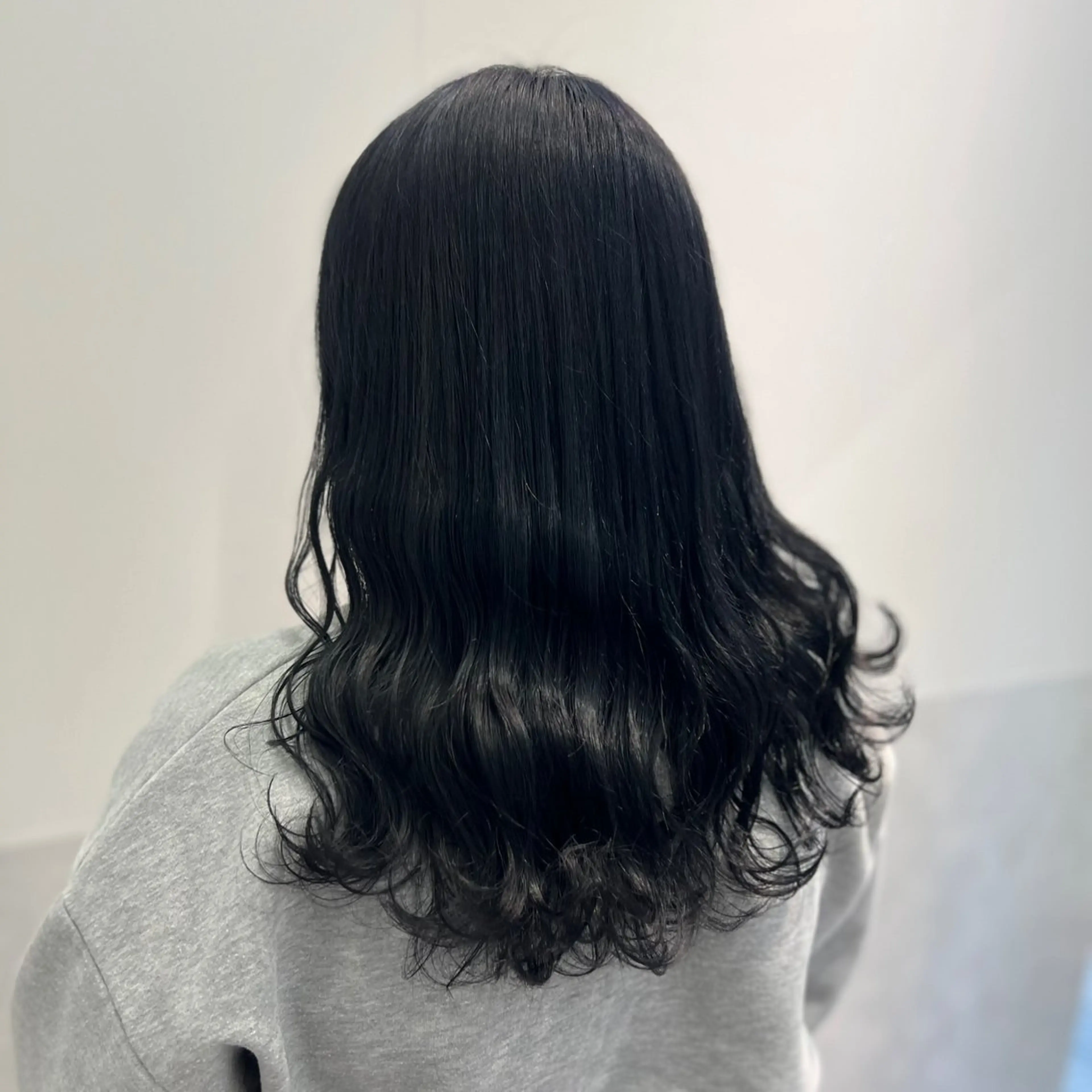 カラー 透け上品ハイトーン 職人ゆうと🤍のヘアスタイル