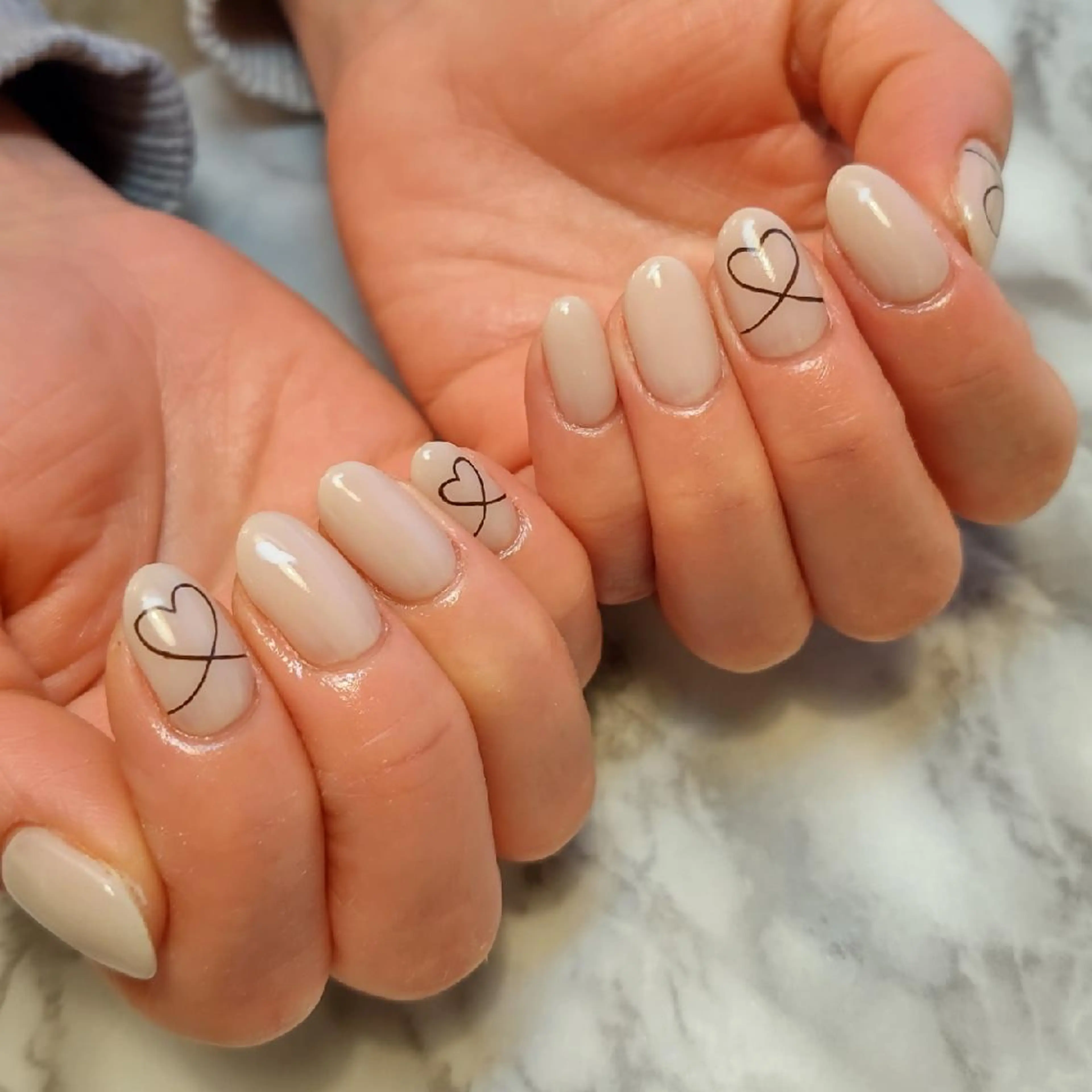 ネイル ハート ジェヌインネイル 河内のネイルデザイン