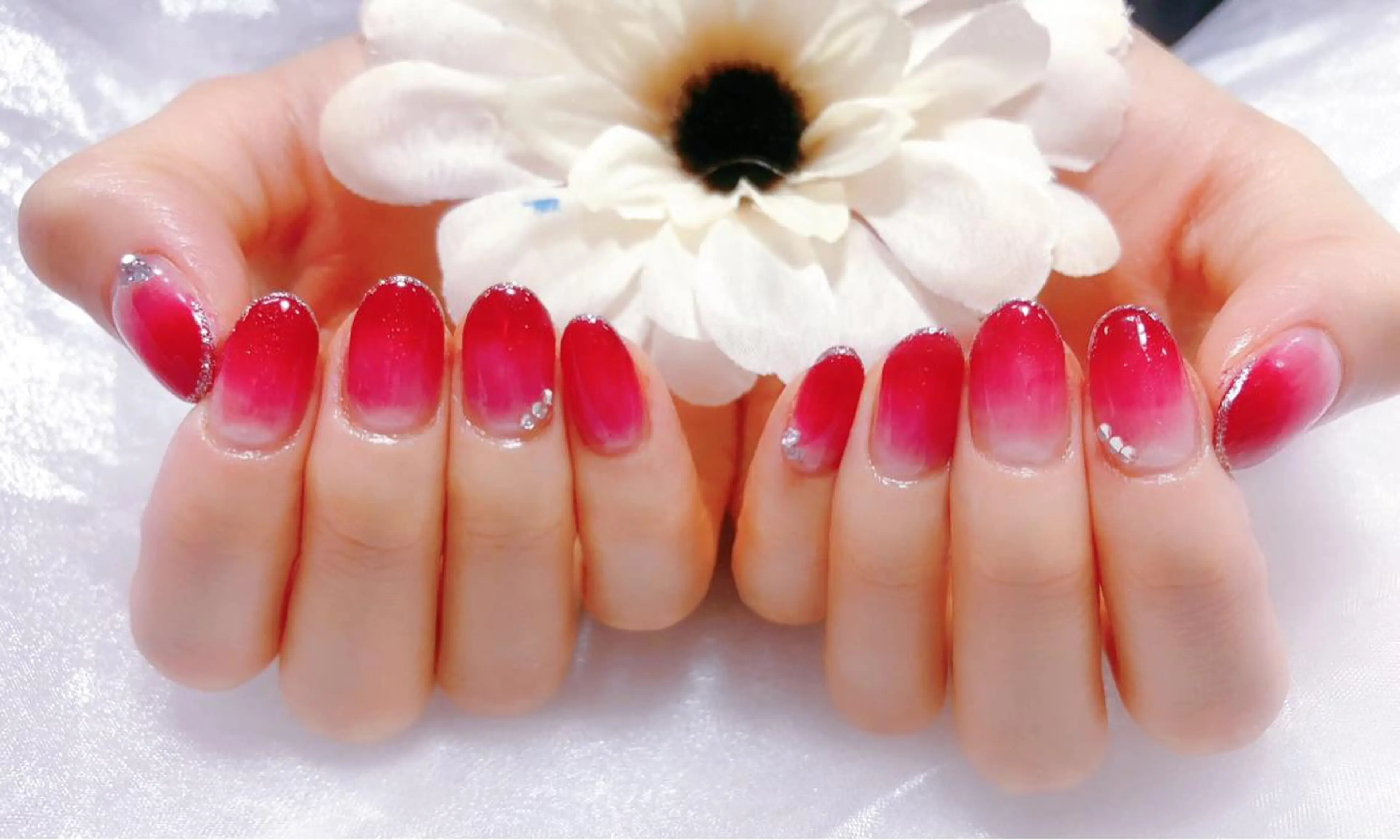 ネイル ハンドネイル VIVIAN リサのネイルデザイン