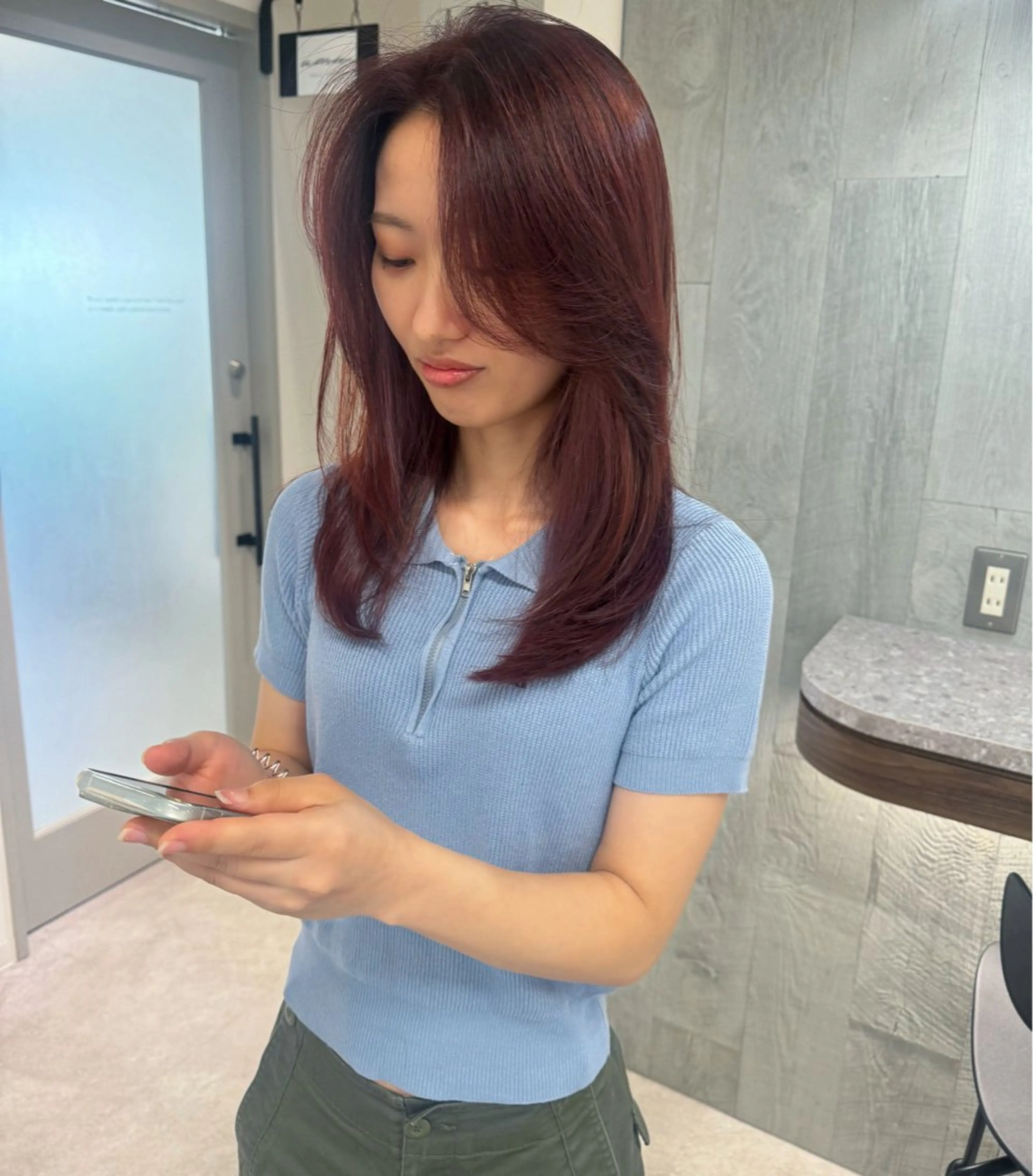 セミロング レイヤーカット 🫧umu.🫧韓国 /レイヤー/ハッシュのヘアスタイル