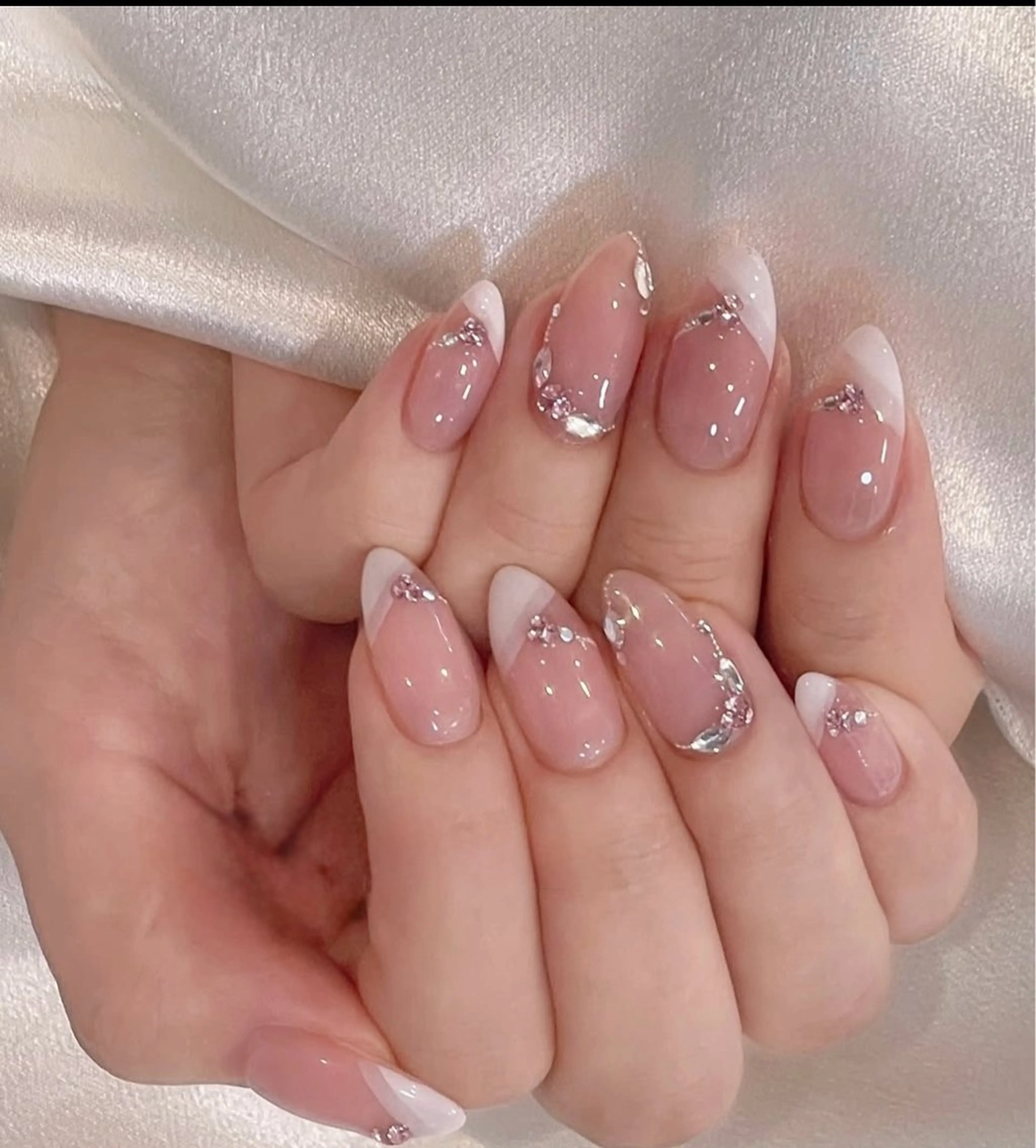 ネイル NailSalon✨ Écrinエクランのネイルデザイン