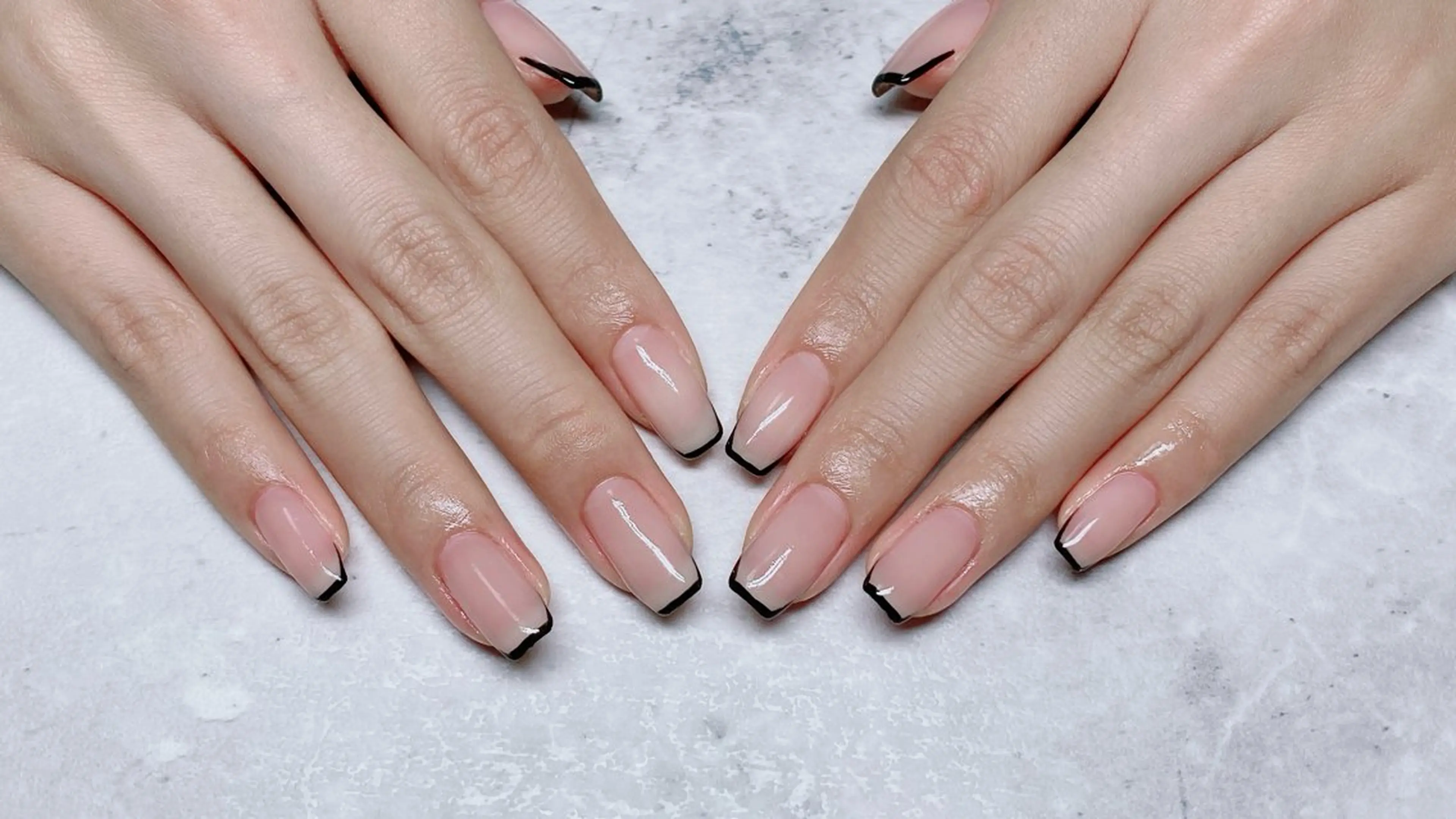 ネイル 長さ出し フットネイル ジェルネイル 韓国ネイル マグネットネイル ハンドネイル Nail Annのネイルデザイン