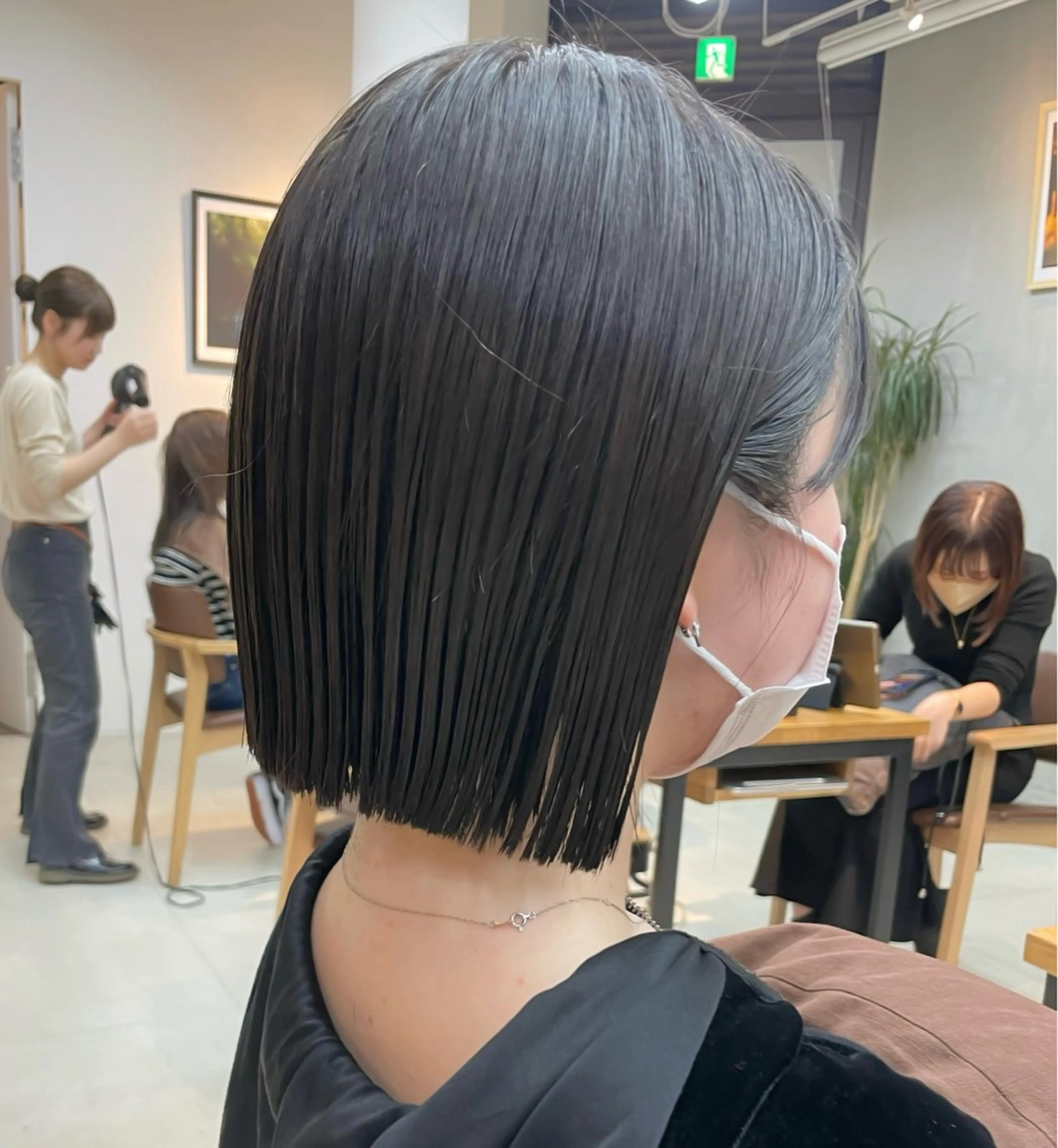 ショート カラー 切りっぱなしボブ ボブ カット ヘアカラー トリートメント ボブ/ショート /パーマ/shinのヘアスタイル