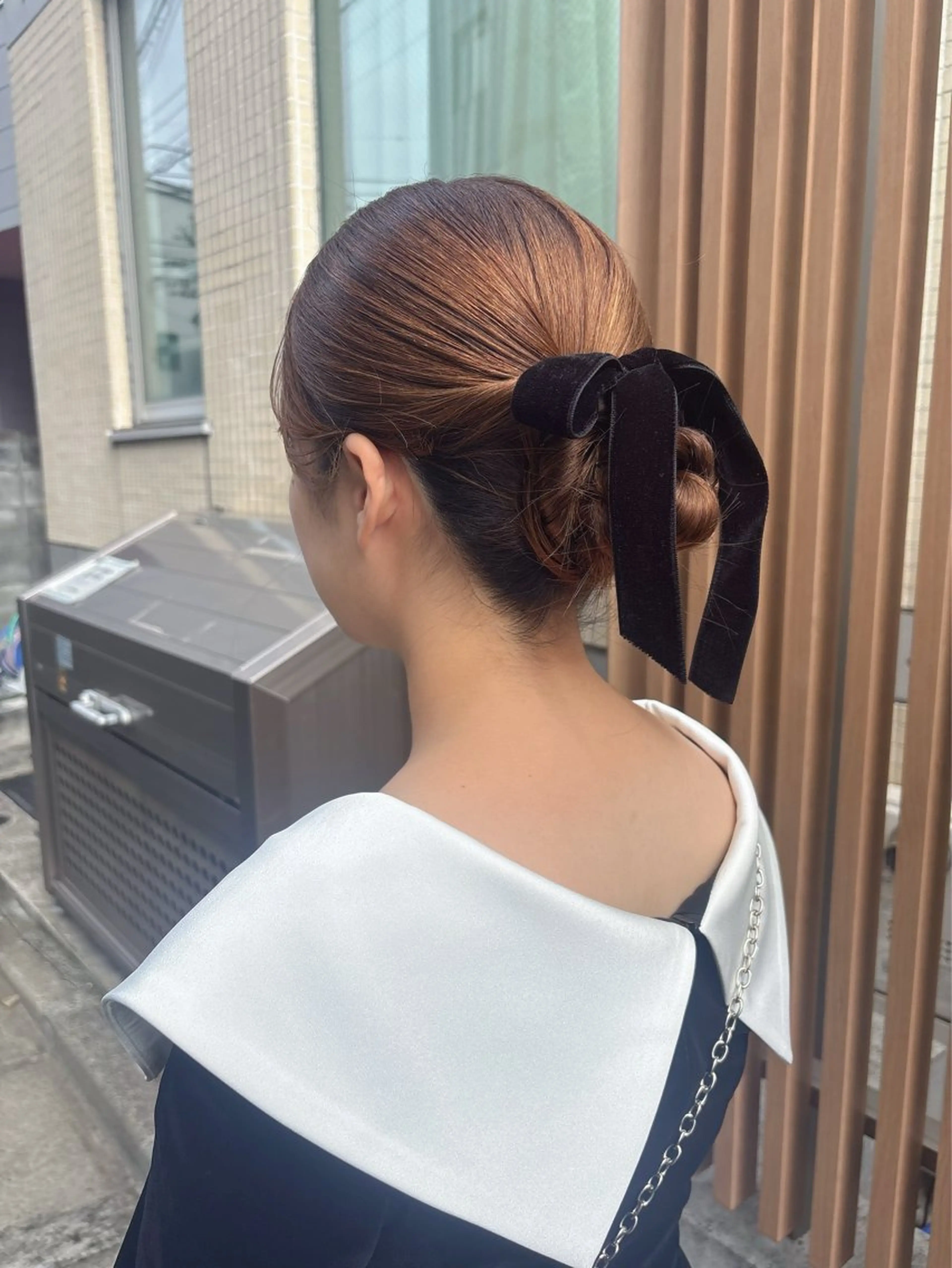 ロング カラー ヘアアレンジ 結婚式・ブライダル ロング ヘアセット 隠れ家サロンso you所属・yukimi .のヘアスタイル