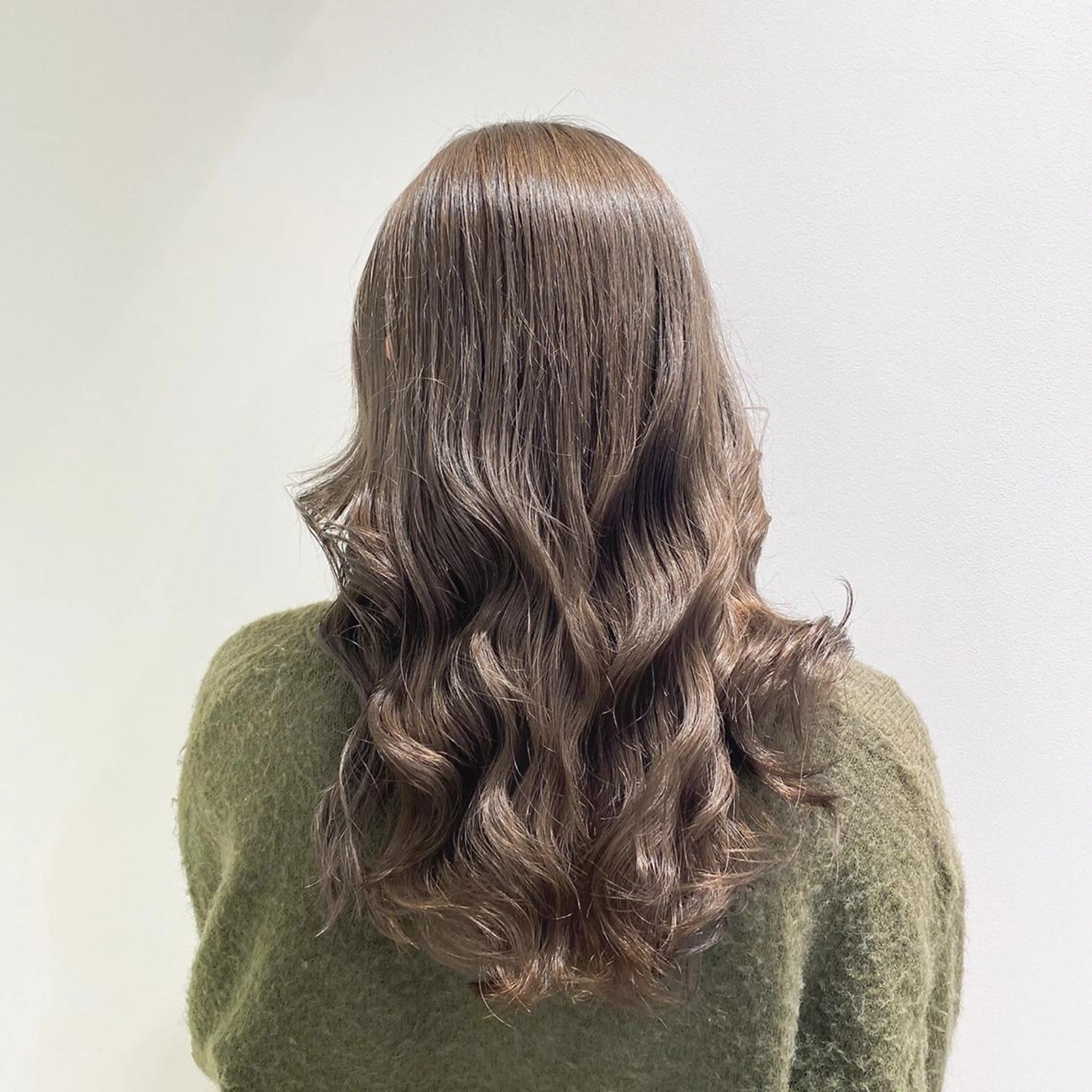 ロング カラー ヘアカラー トリートメント ヘッドスパ ヘアセット エフェクトブリーチ 🌟前澤啓太朗のヘアスタイル