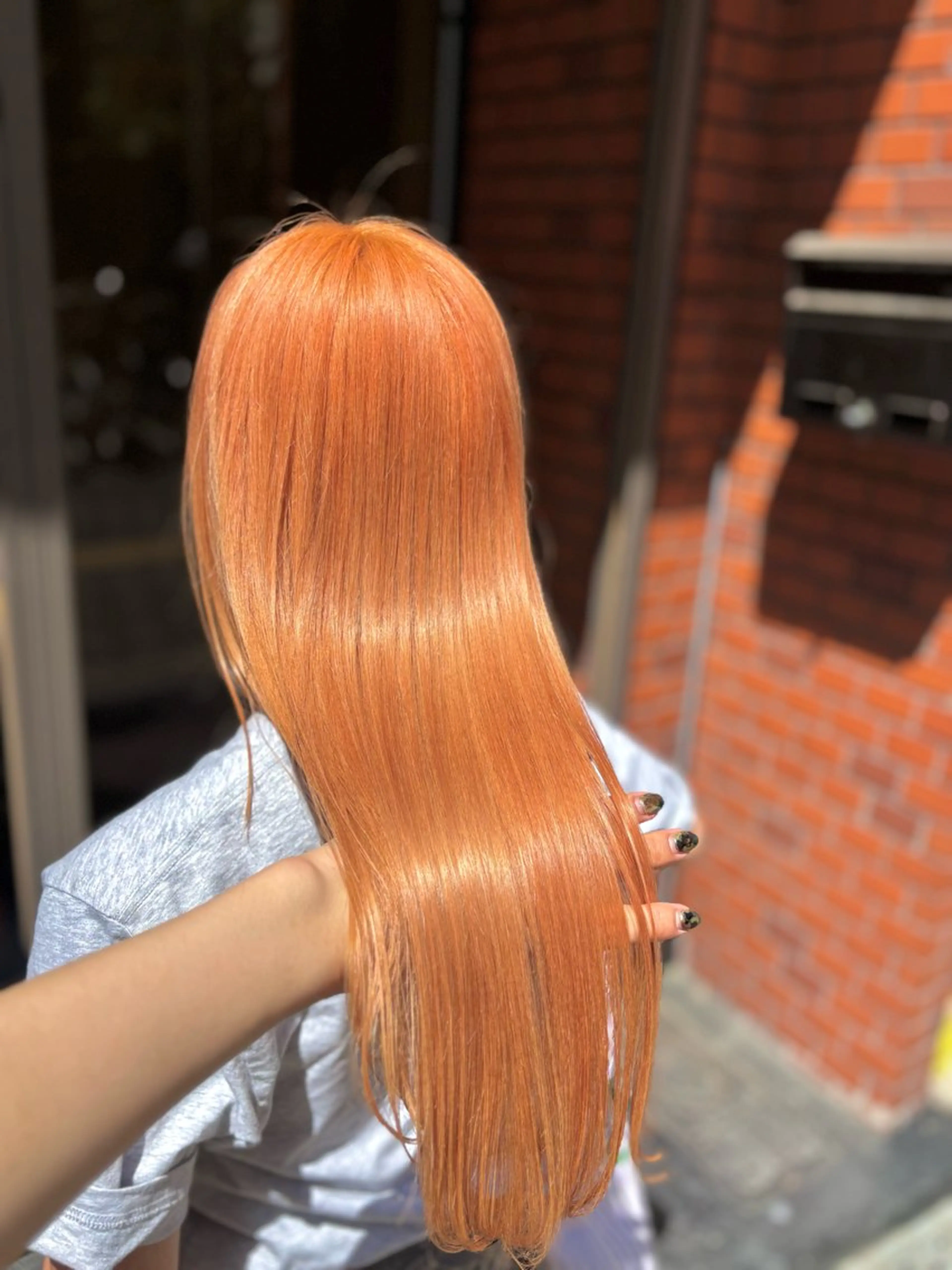 セミロング カラー ブリーチ cocotte宜喜 弘希のヘアスタイル