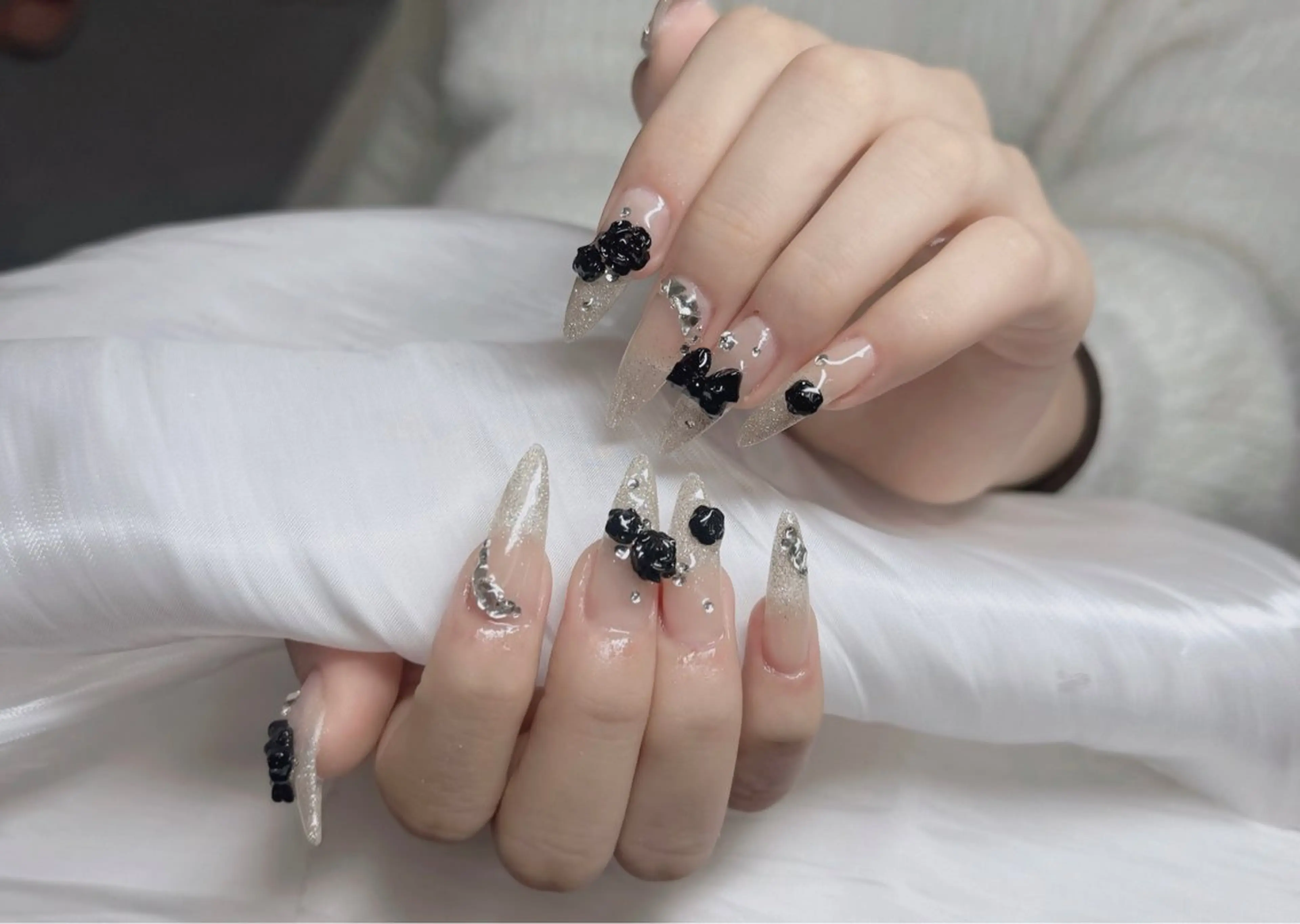 ネイル アートネイル フレンチネイル ジェルネイル 韓国ネイル マグネットネイル ハンドネイル Lenie Nailsのネイルデザイン