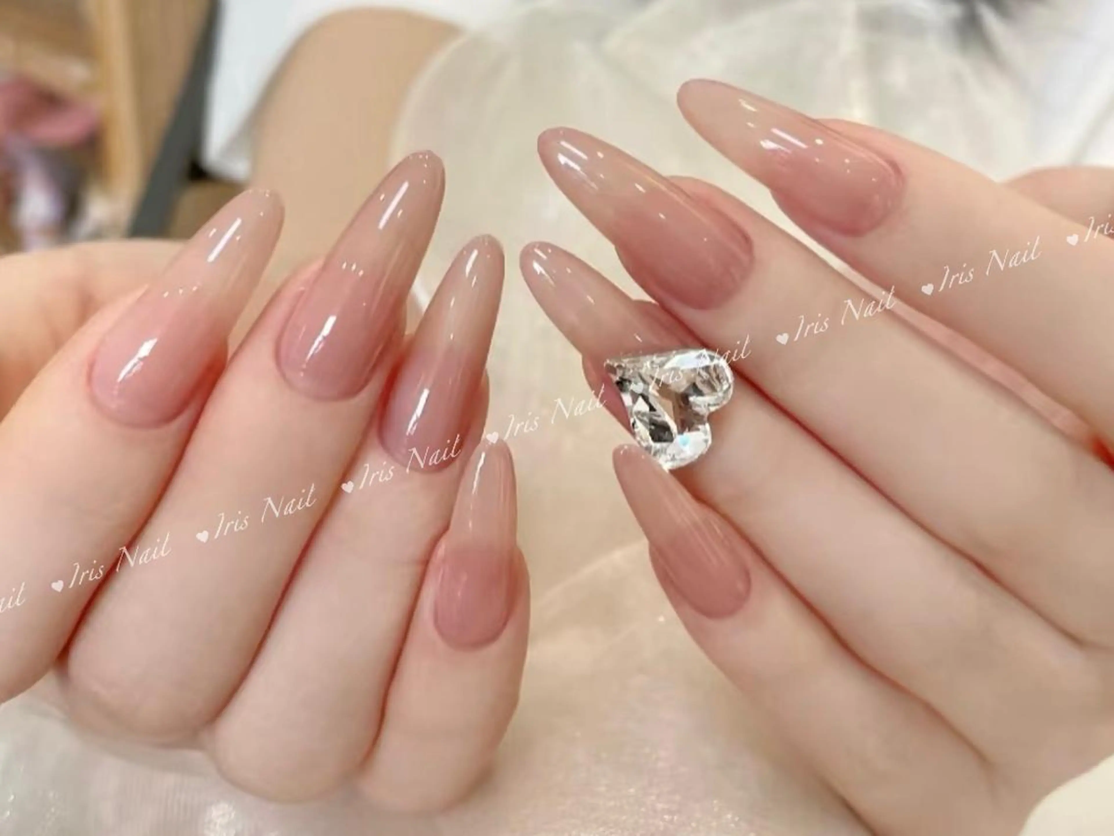ネイル ハート ワンカラーネイル ハンドネイル ハンドケア 🍒IRIS Nail🌸のネイルデザイン