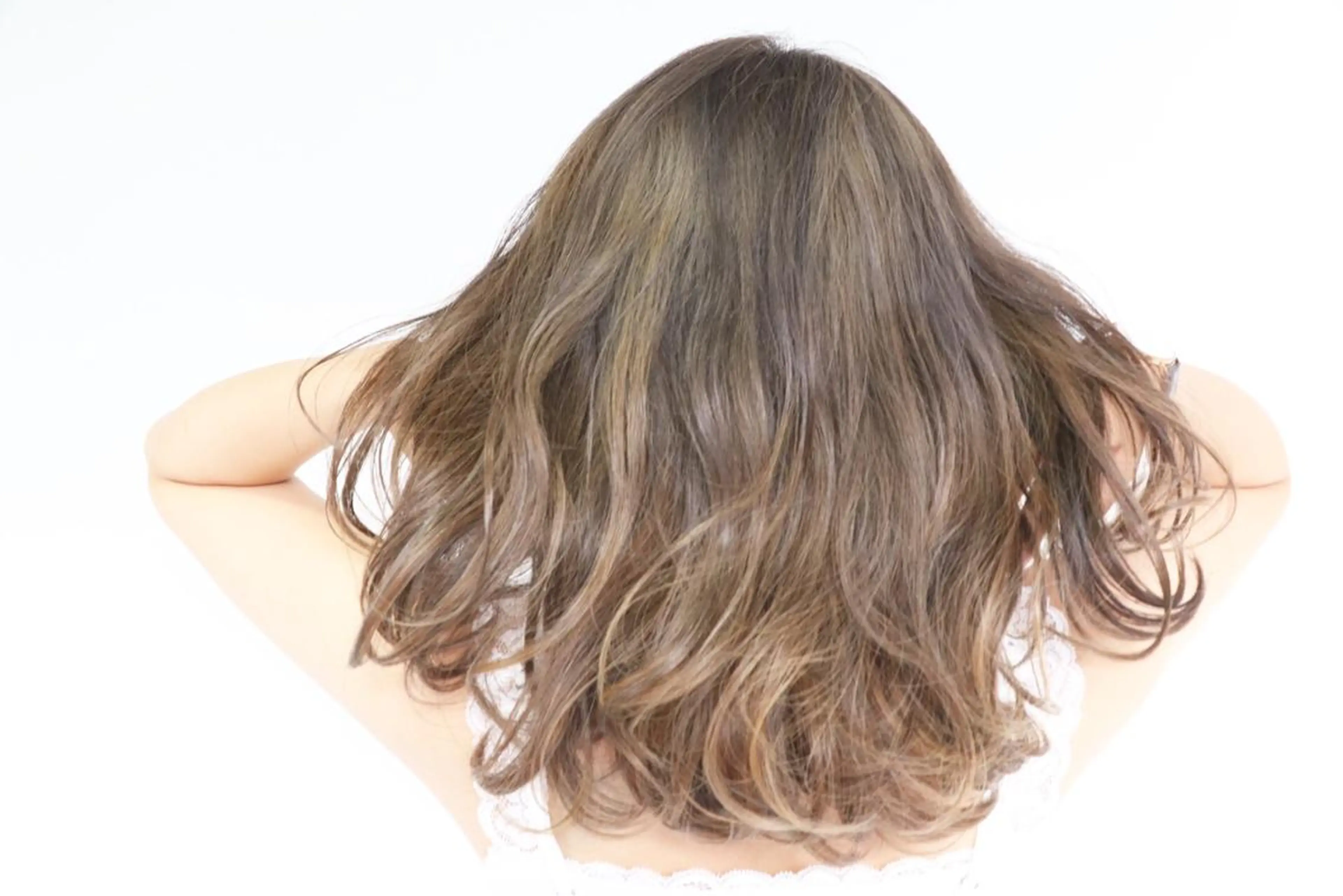 ショート ミディアム カラー パーマ グラデーションカラー グレージュ イルミナカラー ハイトーン特化🤍 浦住のヘアスタイル