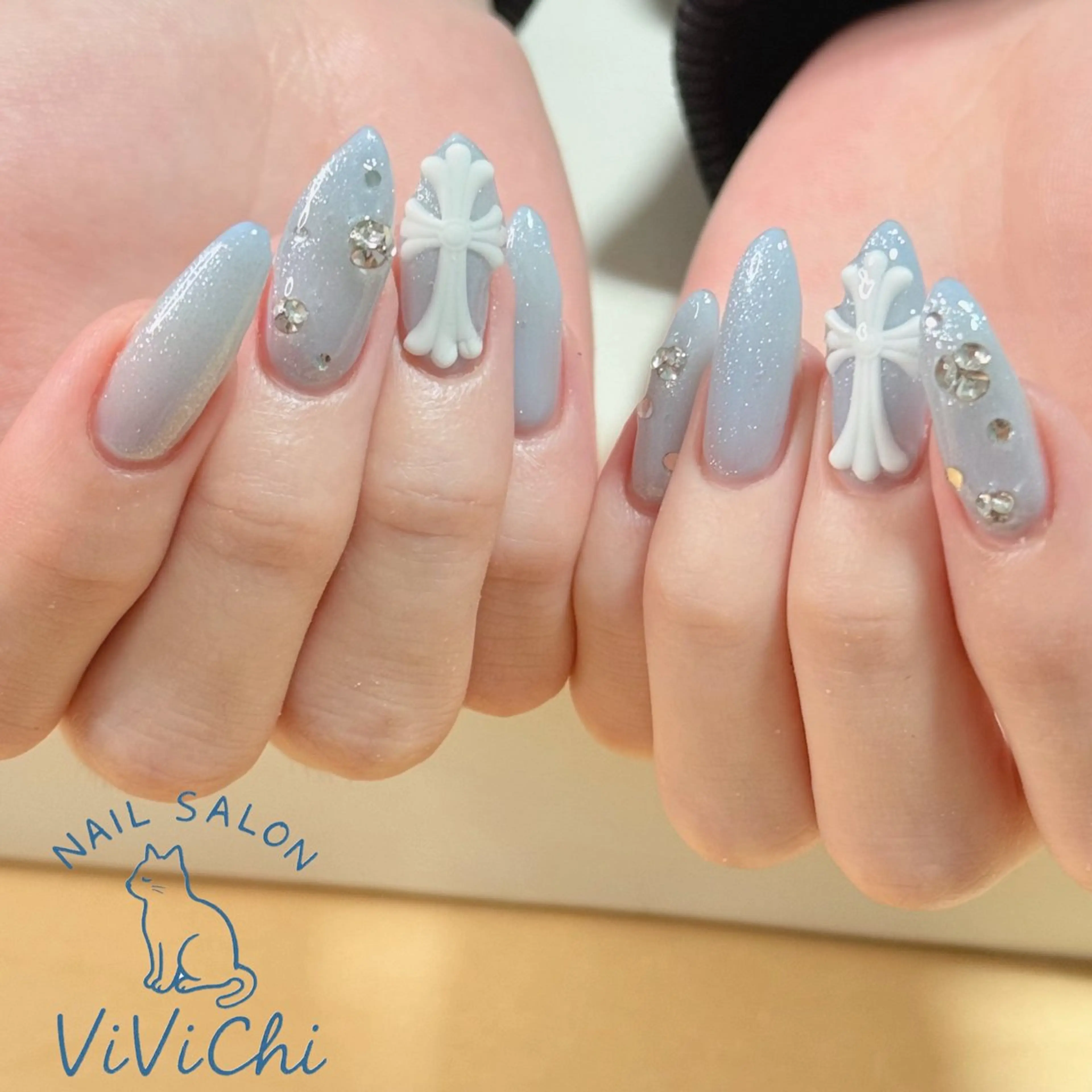 ネイル ハンドネイル ViViChi 梨帆のネイルデザイン