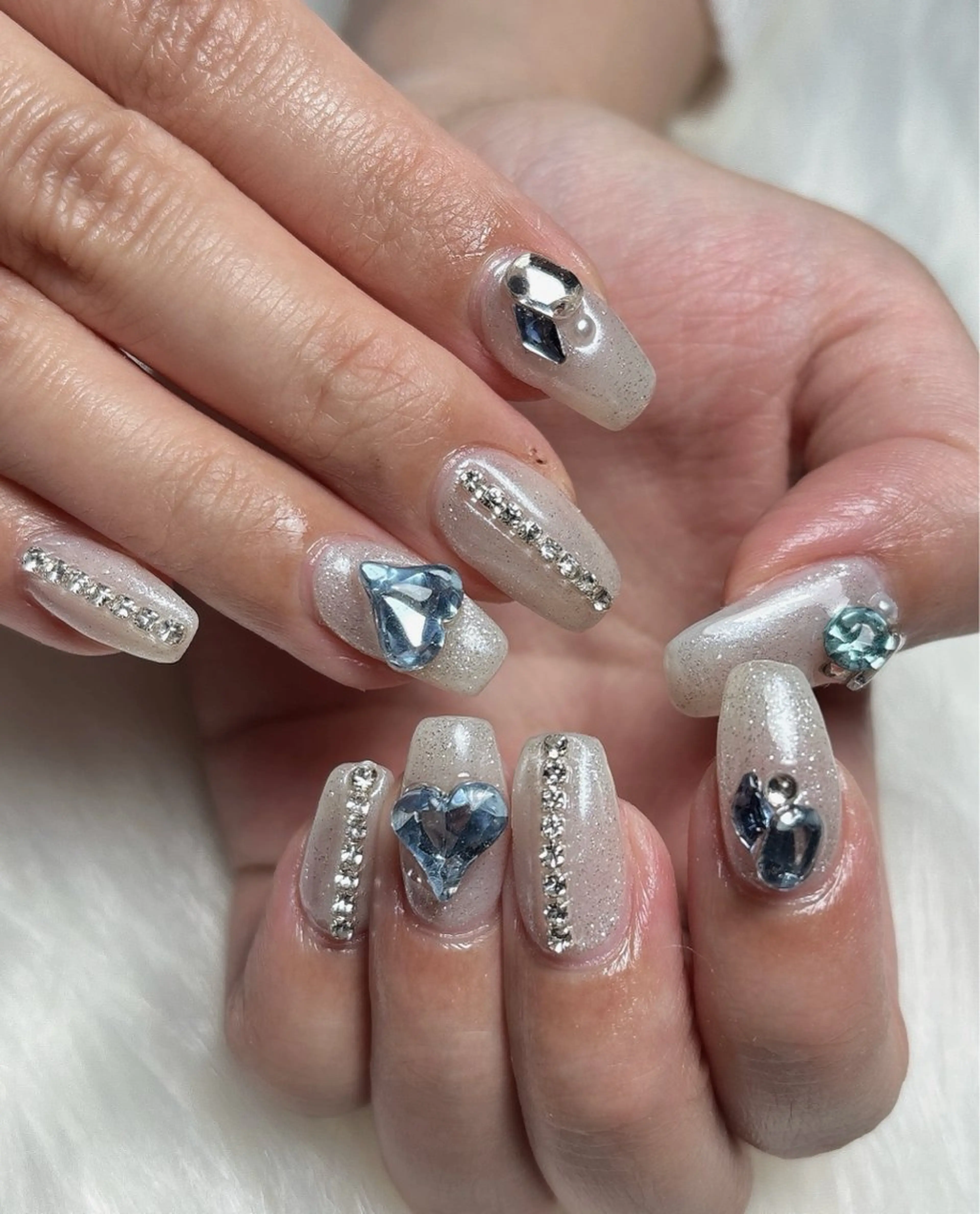 ショート 浅草eknail 🖤EMIRIのネイルデザイン