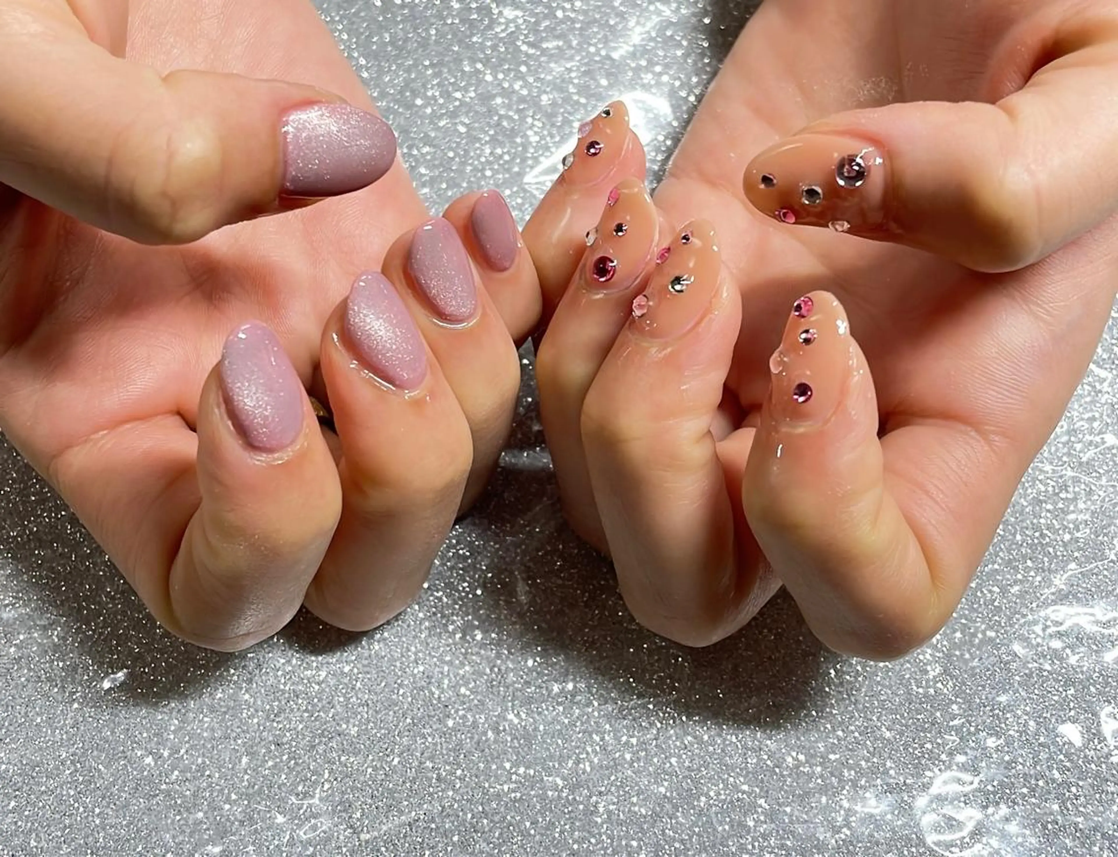 ネイル ハンドネイル VIERU 🌈🎀💖のネイルデザイン